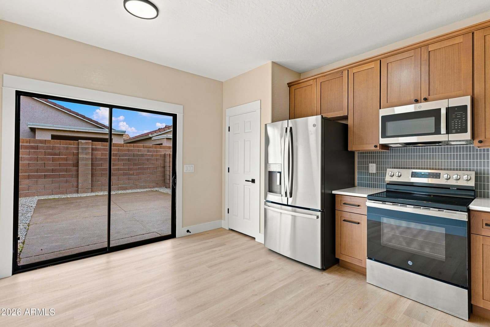 803 W LYDIA Lane, Phoenix, AZ 85041 — photo 8 of 21