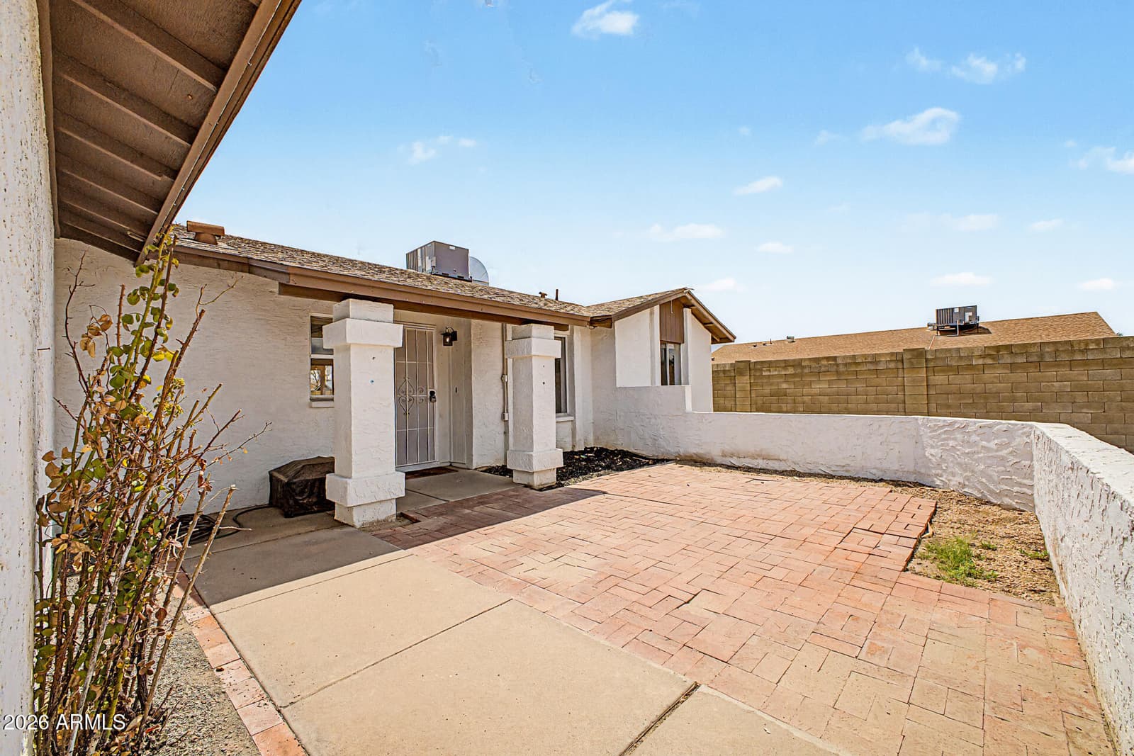 4035 W SURREY Avenue, Phoenix, AZ 85029 — photo 3 of 19