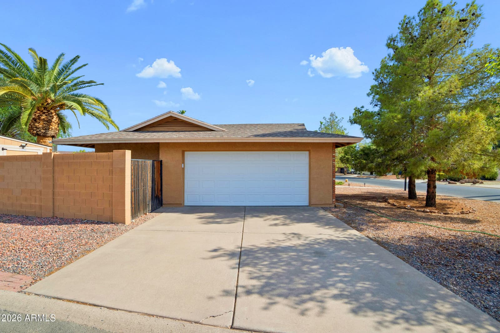 815 S SARANAC Avenue, Mesa, AZ 85208 — photo 4 of 49