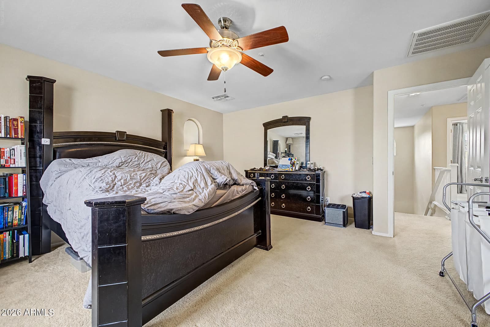3306 E MEADOWVIEW Drive, Gilbert, AZ 85298 — photo 16 of 104