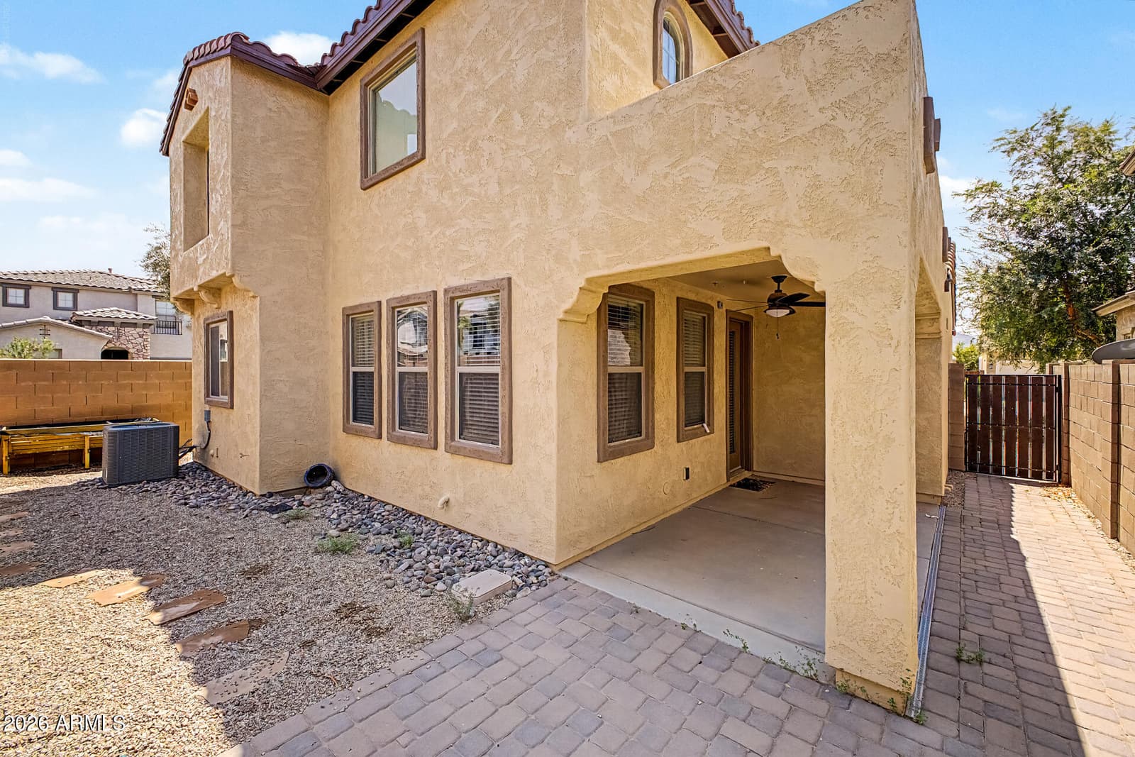 3306 E MEADOWVIEW Drive, Gilbert, AZ 85298 — photo 30 of 104