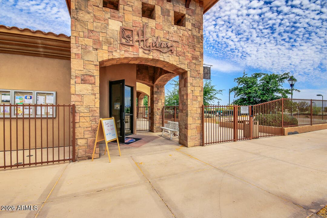 3306 E MEADOWVIEW Drive, Gilbert, AZ 85298 — photo 48 of 104