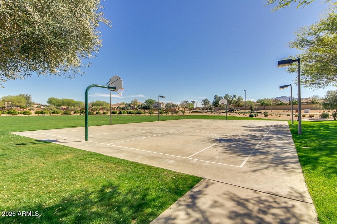 3306 E MEADOWVIEW Drive, Gilbert, AZ 85298 — photo 63 of 104