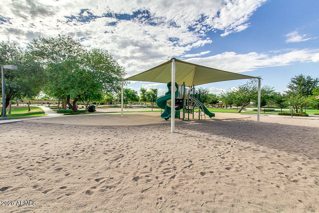 3306 E MEADOWVIEW Drive, Gilbert, AZ 85298 — photo 66 of 104