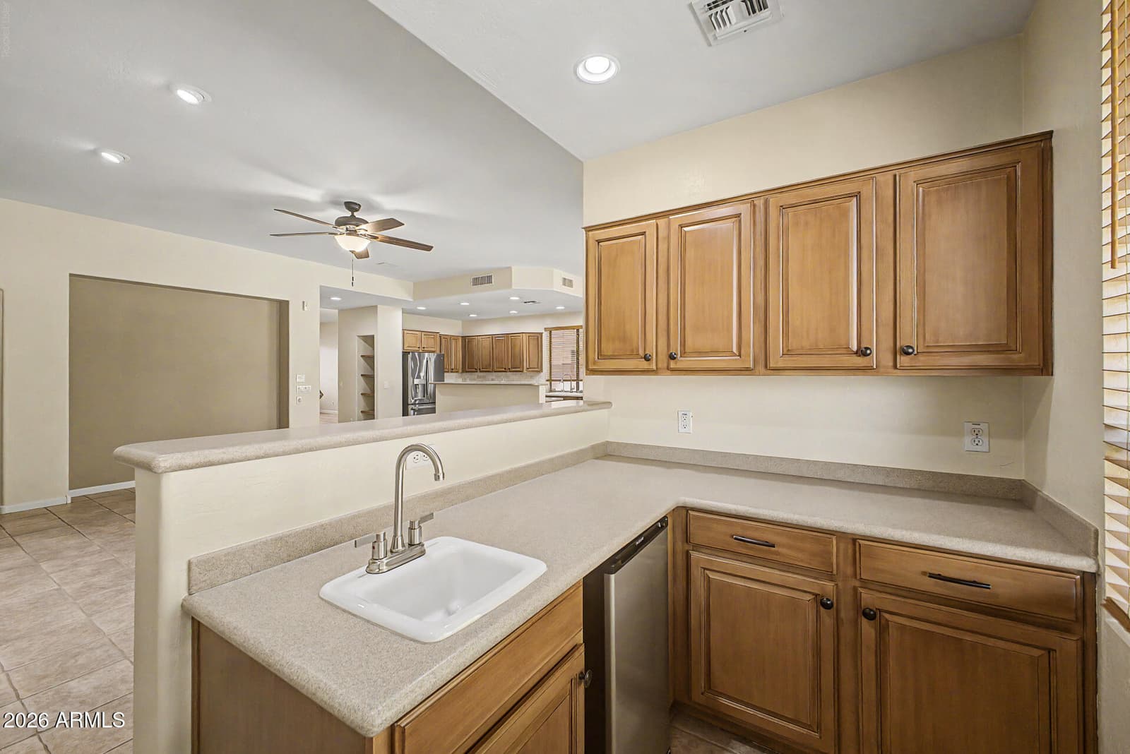 530 N MAMMOTH Way, Chandler, AZ 85225 — photo 24 of 69