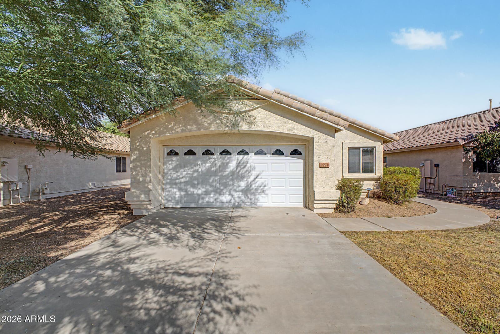 2721 S KEENE, Mesa, AZ 85209 — photo 1 of 88