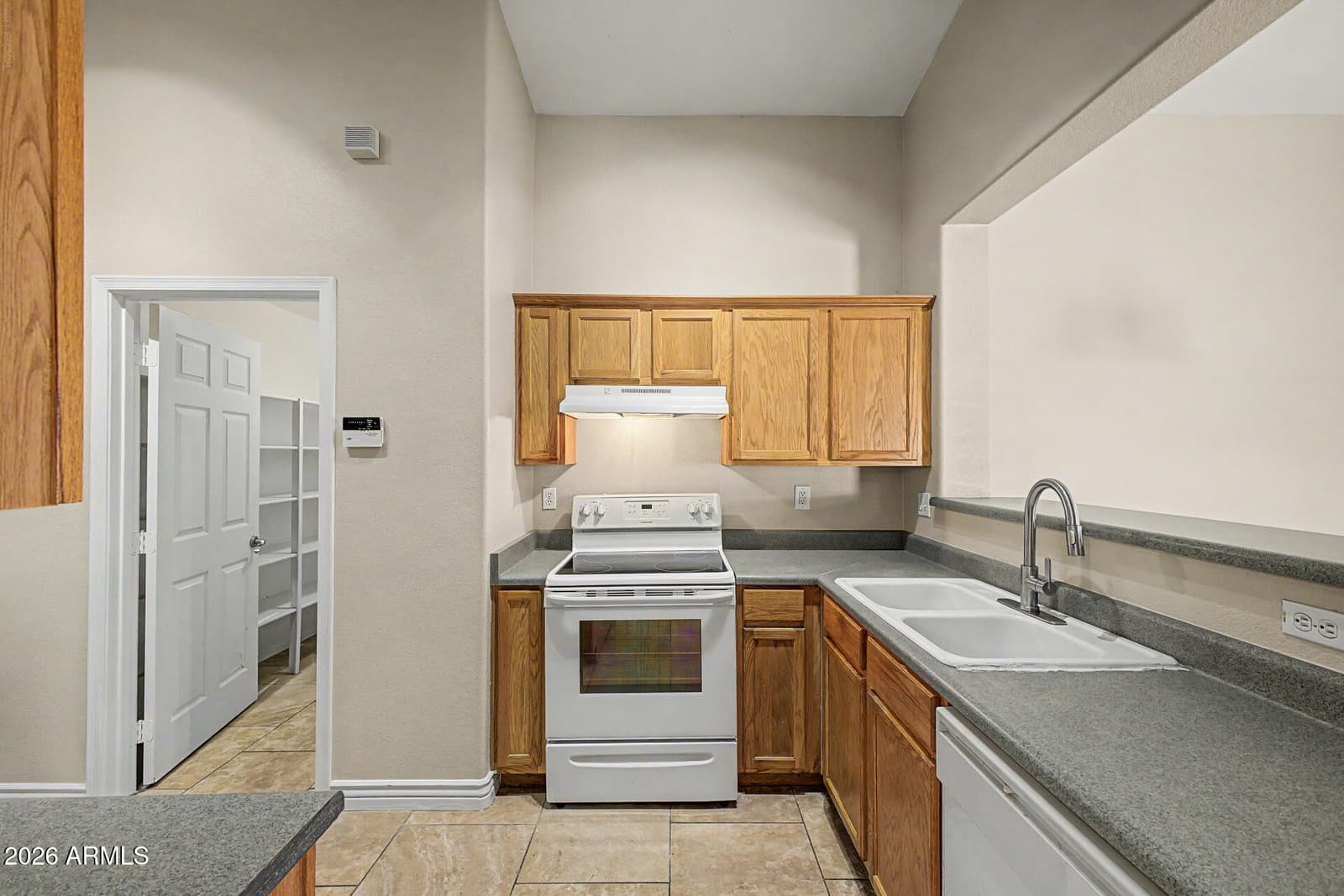 2721 S KEENE, Mesa, AZ 85209 — photo 8 of 88