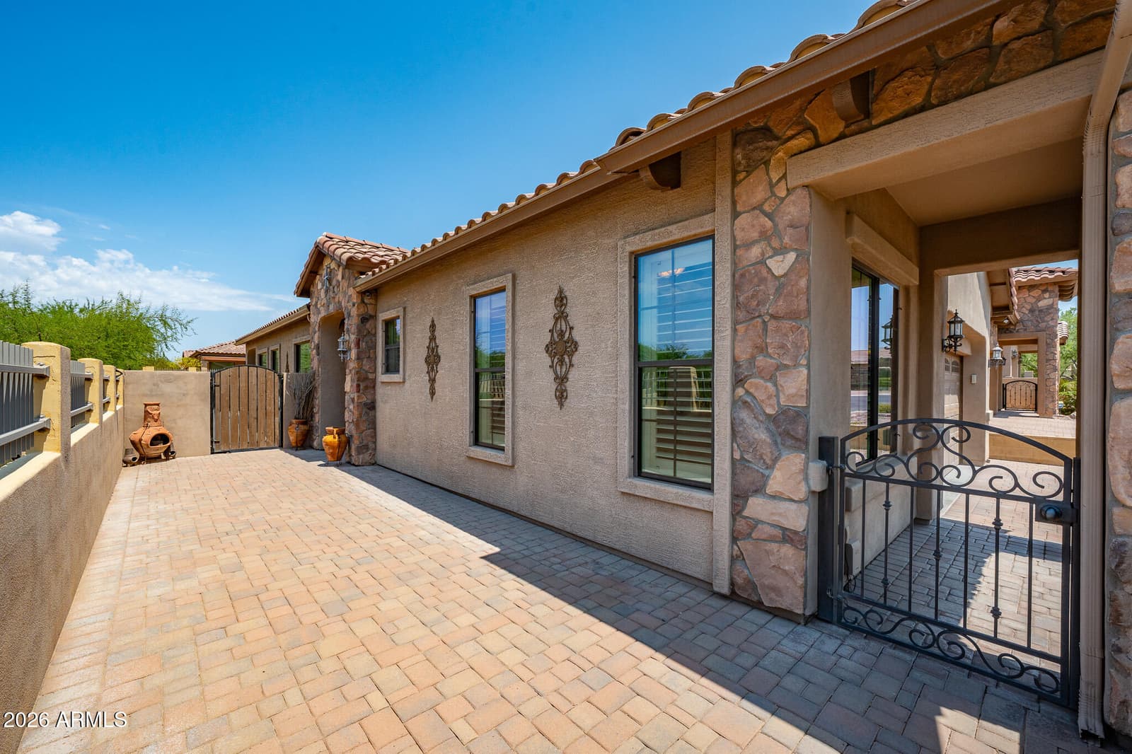 8748 E INCA Circle, Mesa, AZ 85207 — photo 10 of 39