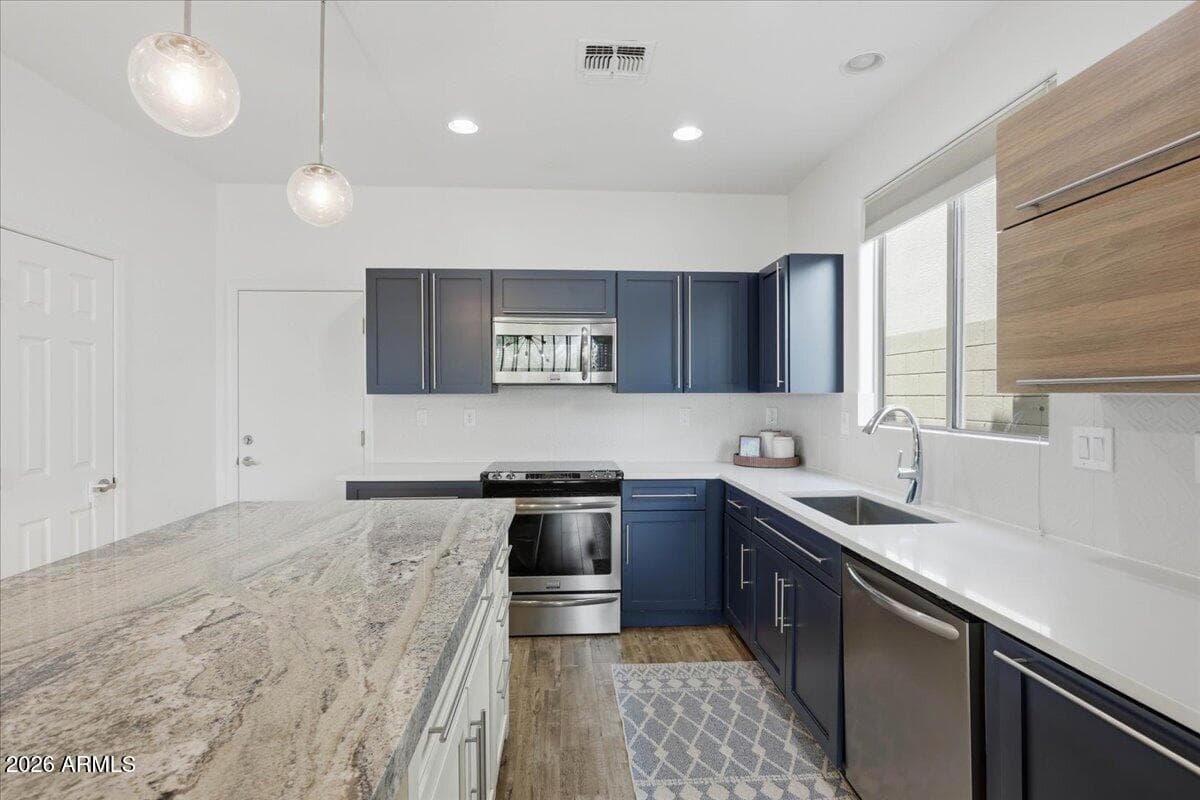 40769 N CITRUS CANYON Trail, Anthem, AZ 85086 — photo 14 of 51