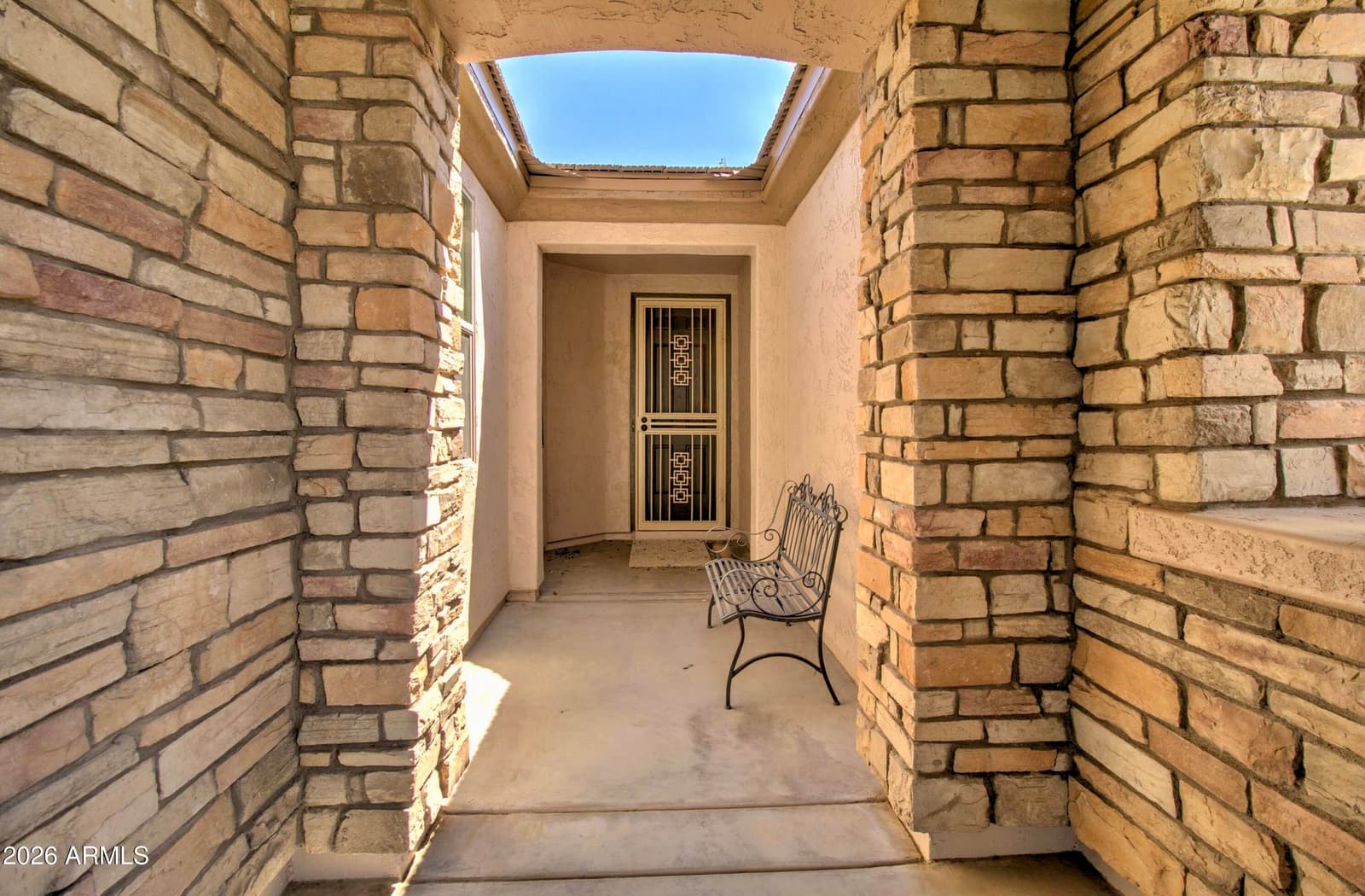 4747 E BLUE SPRUCE Lane, Gilbert, AZ 85298 — photo 5 of 56