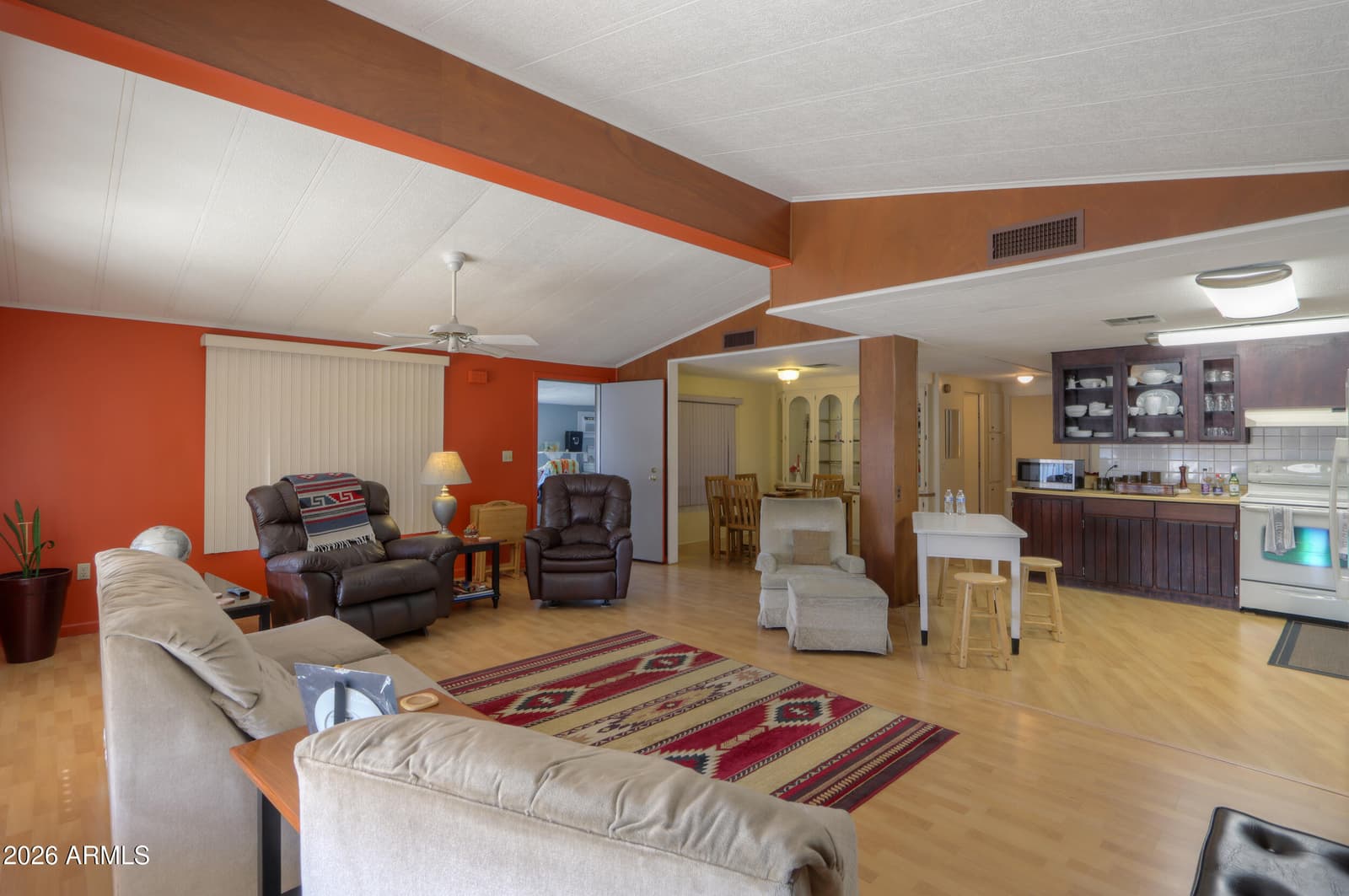 15602 N 16TH Drive, Phoenix, AZ 85023 — photo 9 of 28