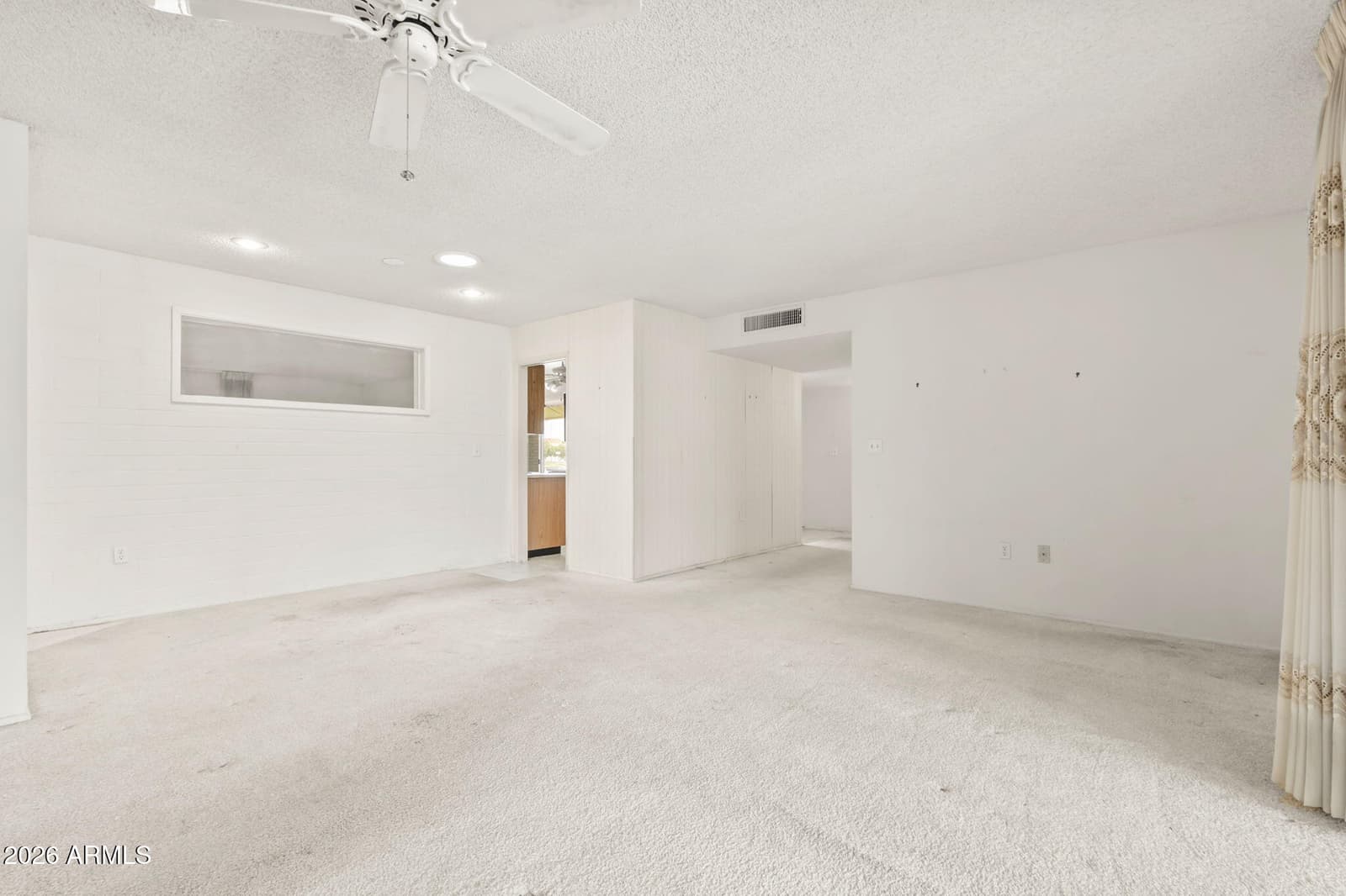 10715 W CLAIR Drive, Sun City, AZ 85351 — photo 10 of 48