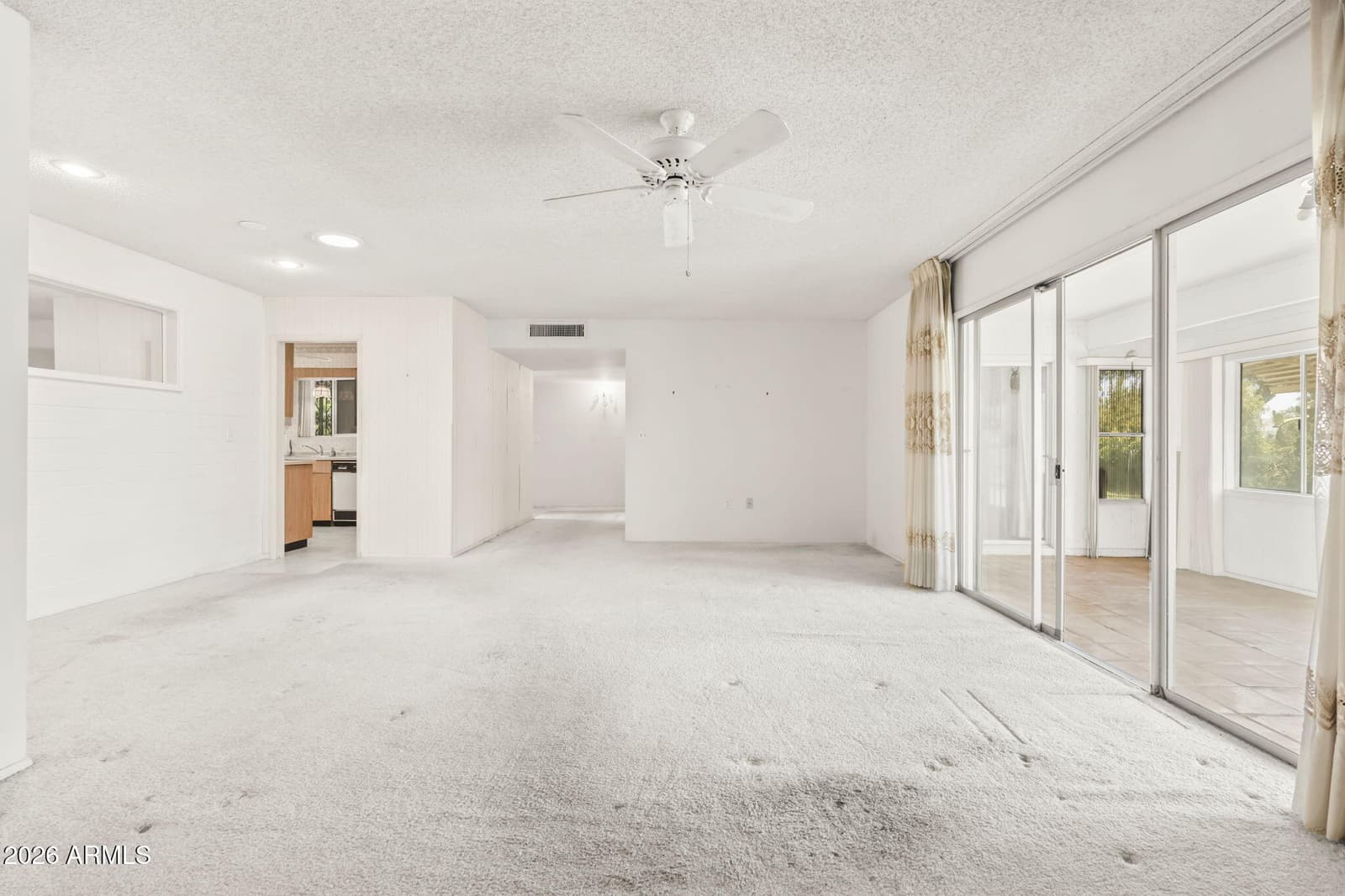10715 W CLAIR Drive, Sun City, AZ 85351 — photo 12 of 48