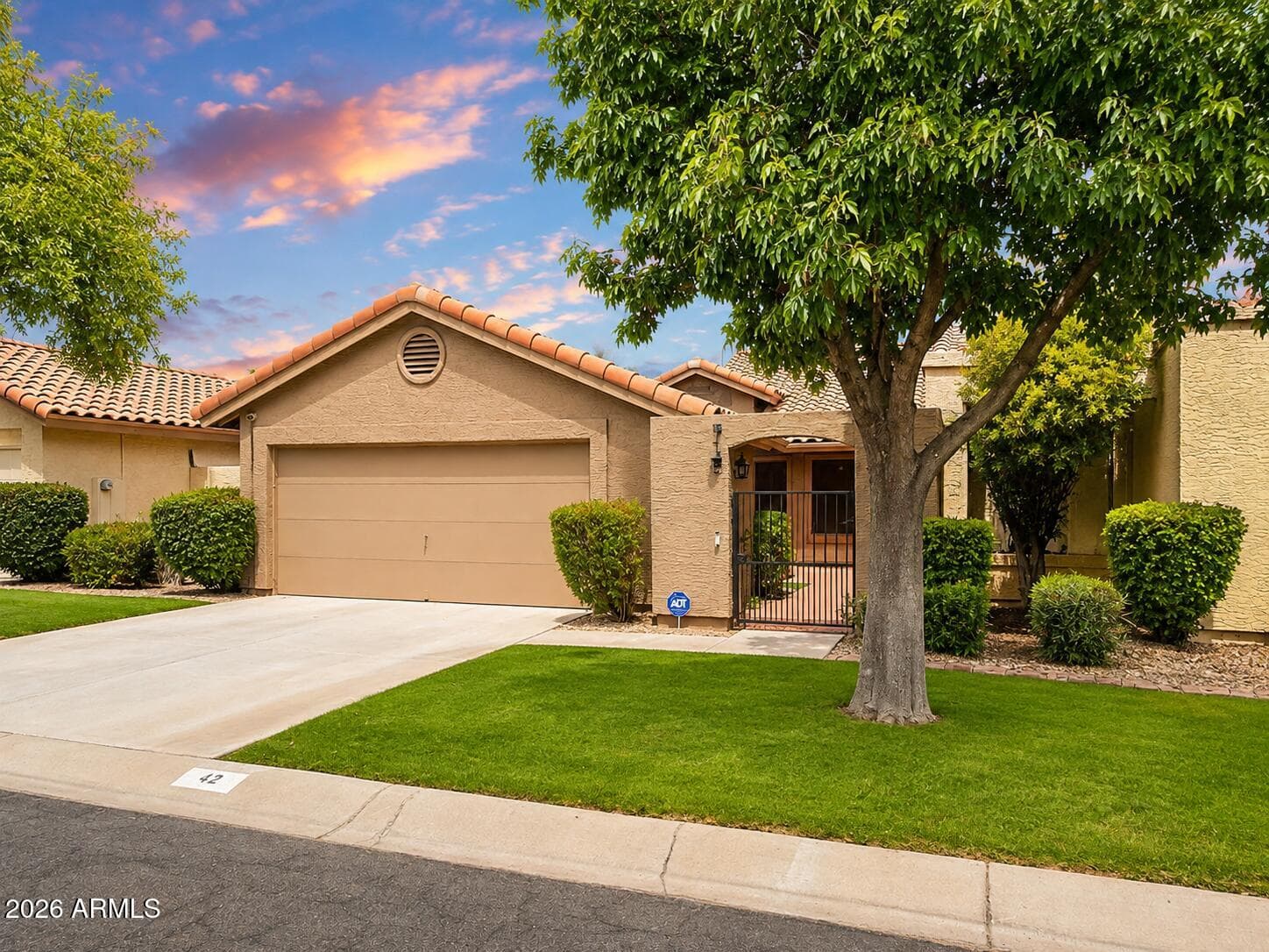 42 W CALLE DE ARCOS, Tempe, AZ 85284 — photo 1 of 17