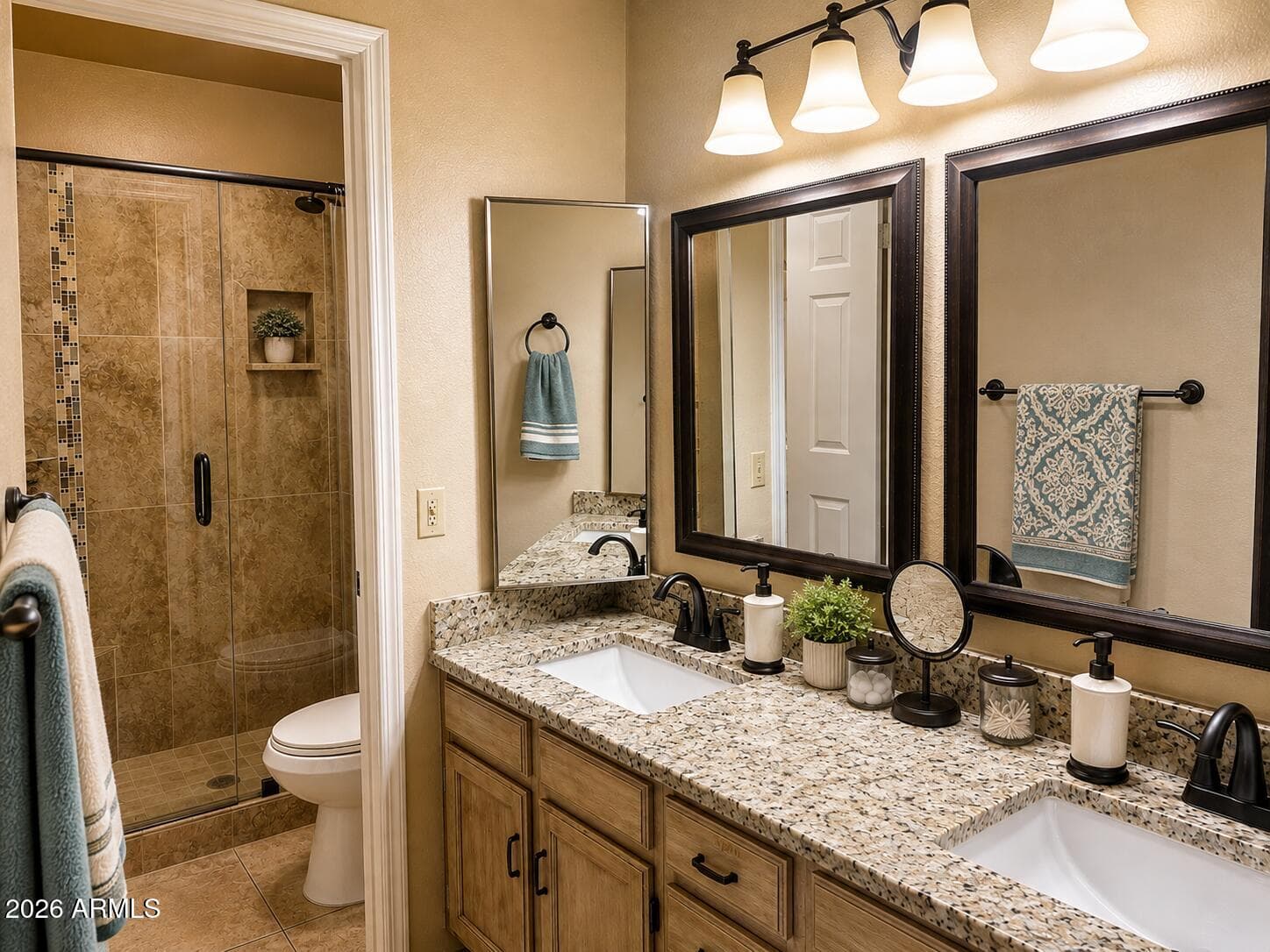 42 W CALLE DE ARCOS, Tempe, AZ 85284 — photo 11 of 17