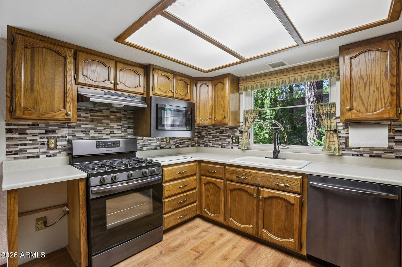 193 E SADDLE MOUNTAIN Road, Payson, AZ 85541 — photo 11 of 39