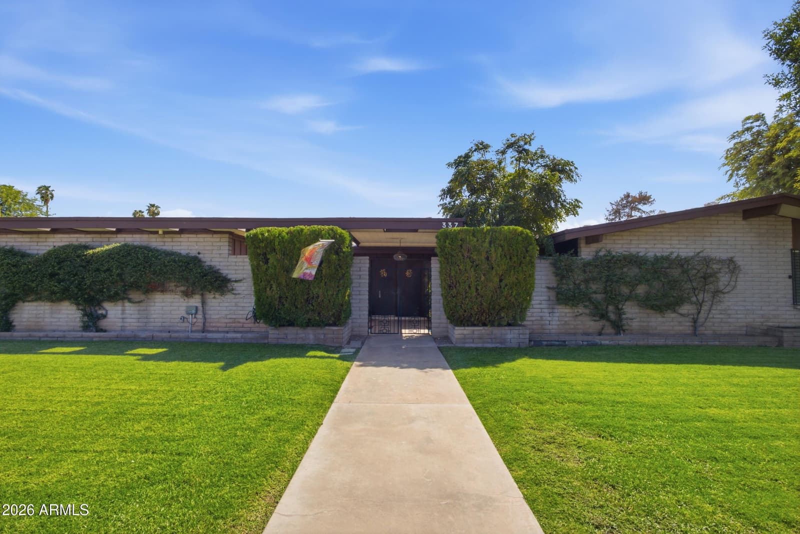 337 E GENEVA Drive, Tempe, AZ 85282 — photo 1 of 64