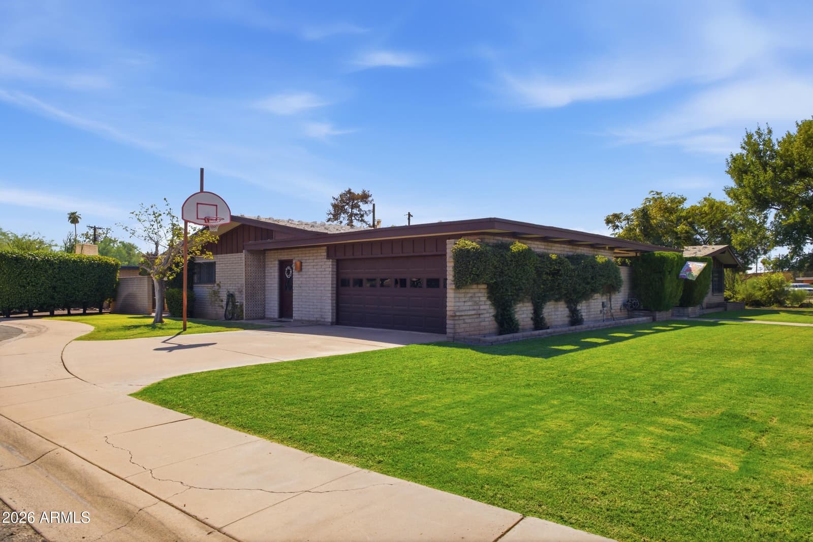 337 E GENEVA Drive, Tempe, AZ 85282 — photo 57 of 64