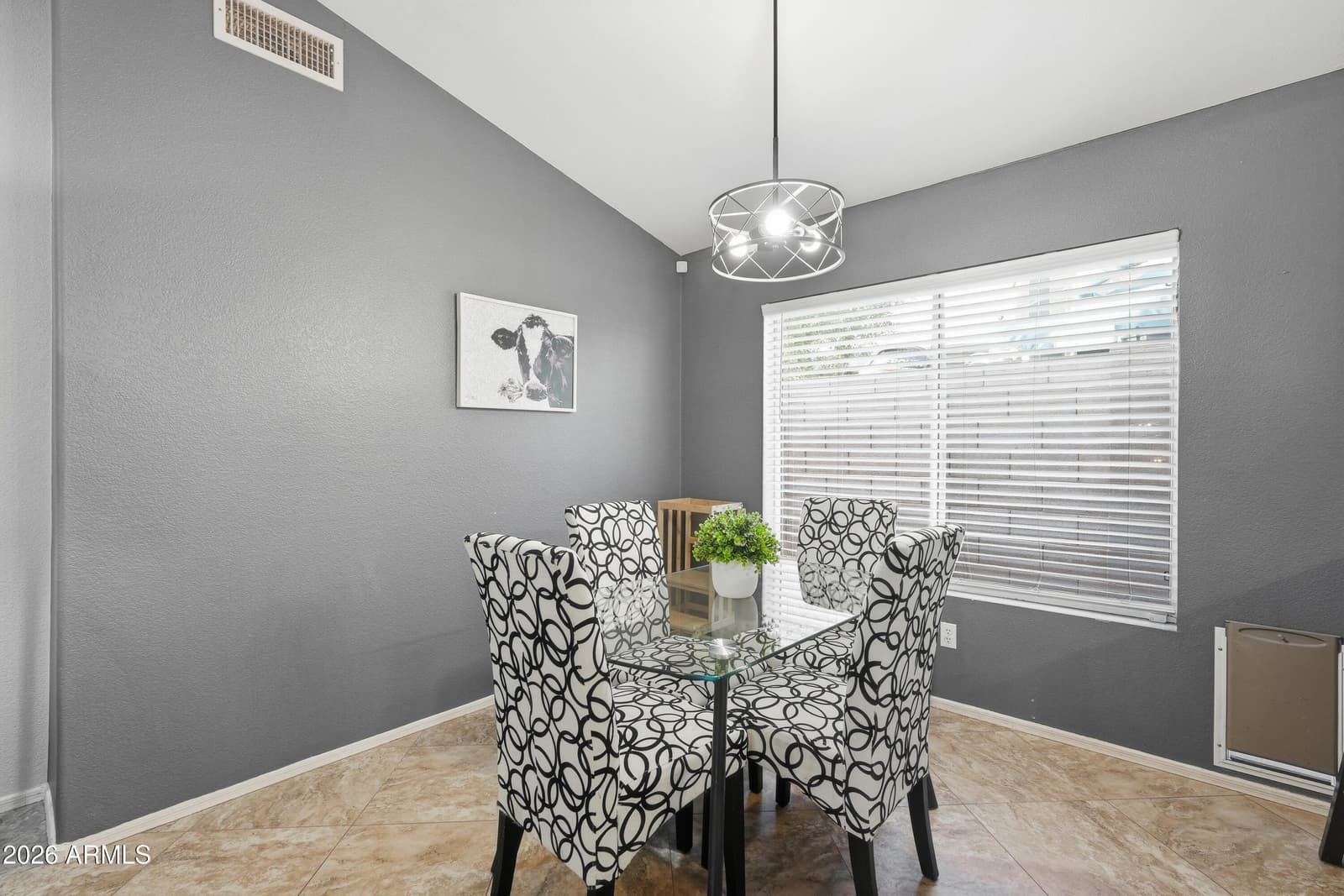 18042 N 113TH Avenue, Surprise, AZ 85378 — photo 6 of 28