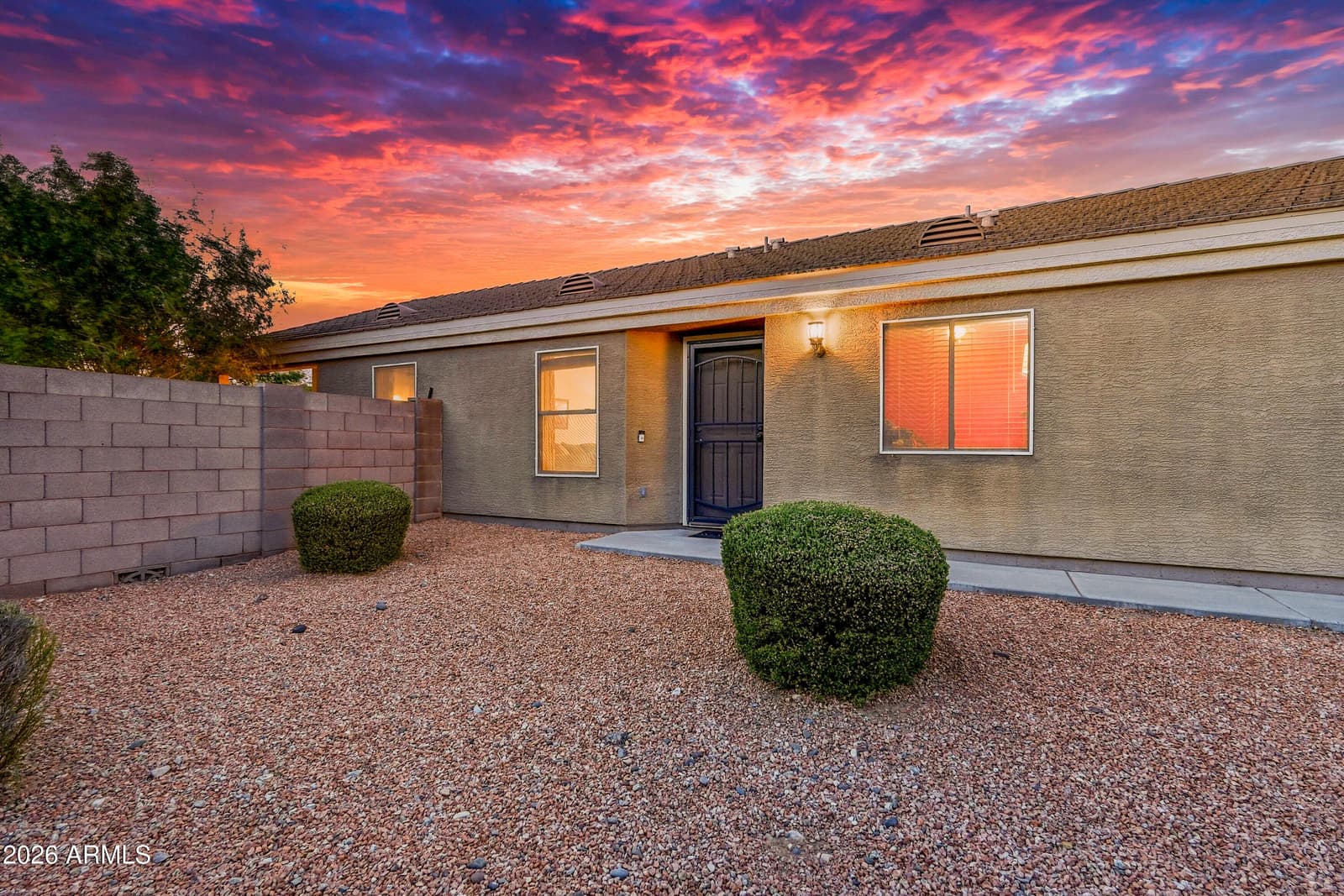 18042 N 113TH Avenue, Surprise, AZ 85378 — photo 22 of 28