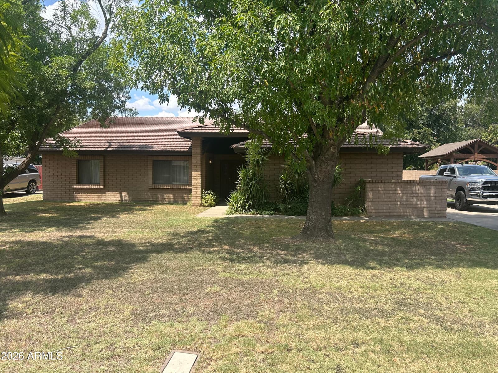 3332 W NORTHVIEW Avenue, Phoenix, AZ 85051 — photo 1 of 17