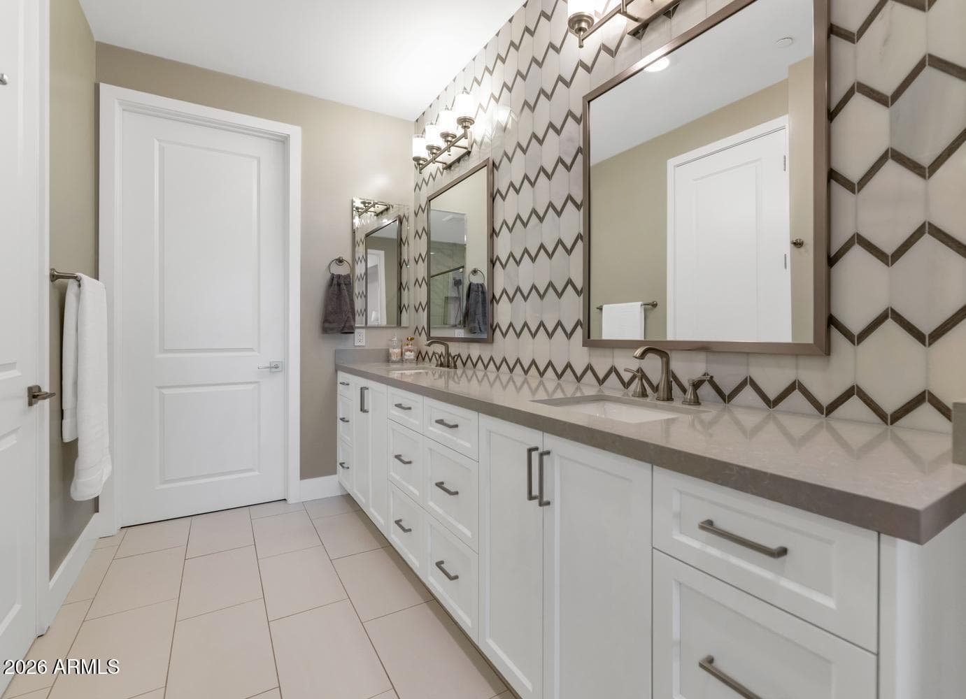 5250 E Deer Valley Drive 344, Phoenix, AZ 85054 — photo 18 of 53