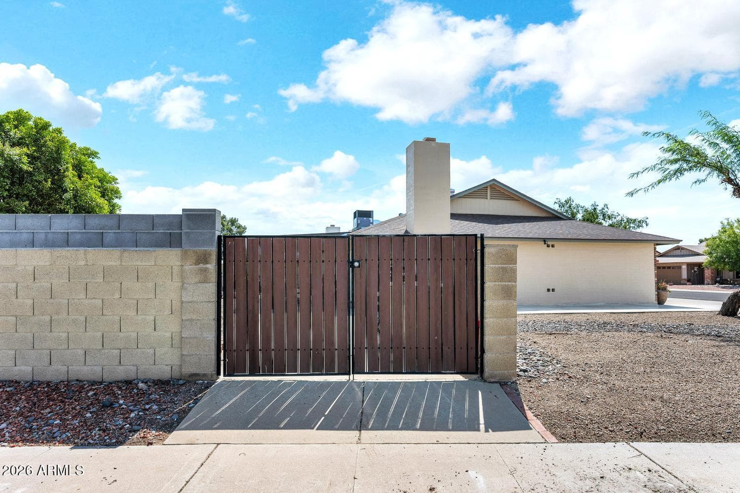 6038 W DESERT HILLS Drive, Glendale, AZ 85304 — photo 27 of 28