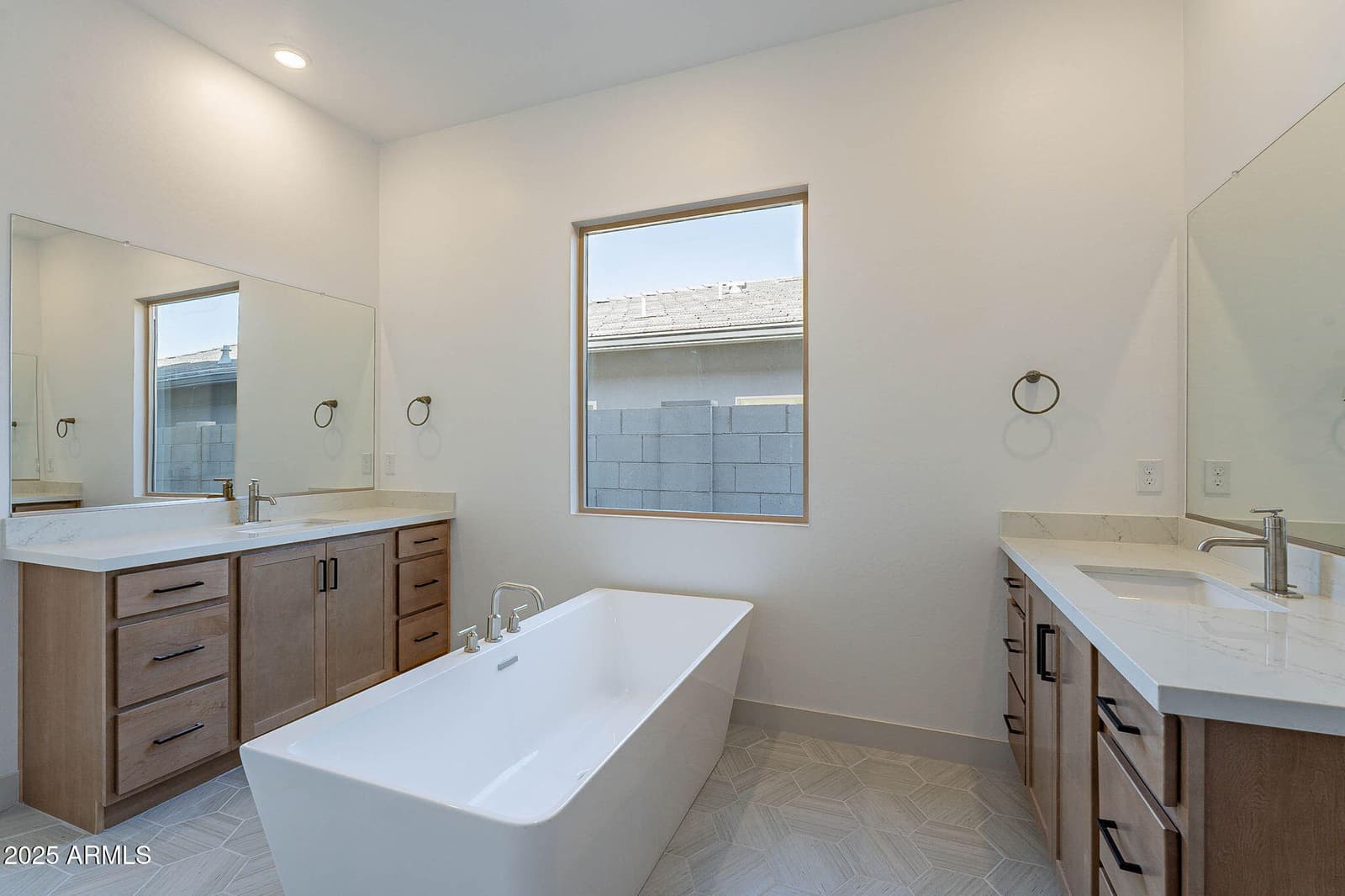 21430 W MEADOWBROOK Avenue, Buckeye, AZ 85396 — photo 20 of 39