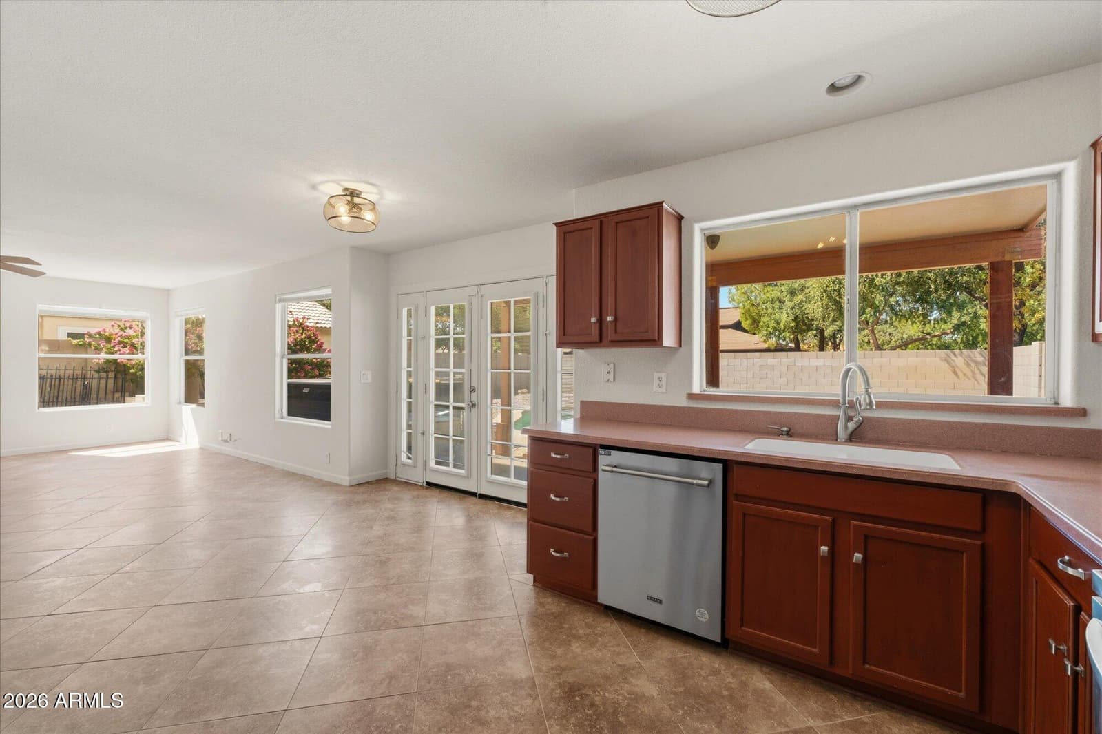 4634 E HOPI Avenue, Mesa, AZ 85206 — photo 9 of 21