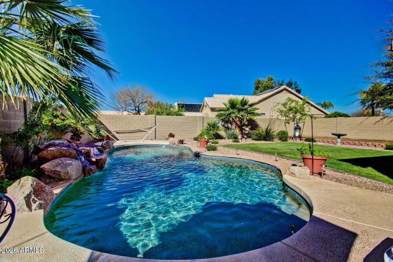 432 N VELERO Street, Chandler, AZ 85225 — photo 2 of 14