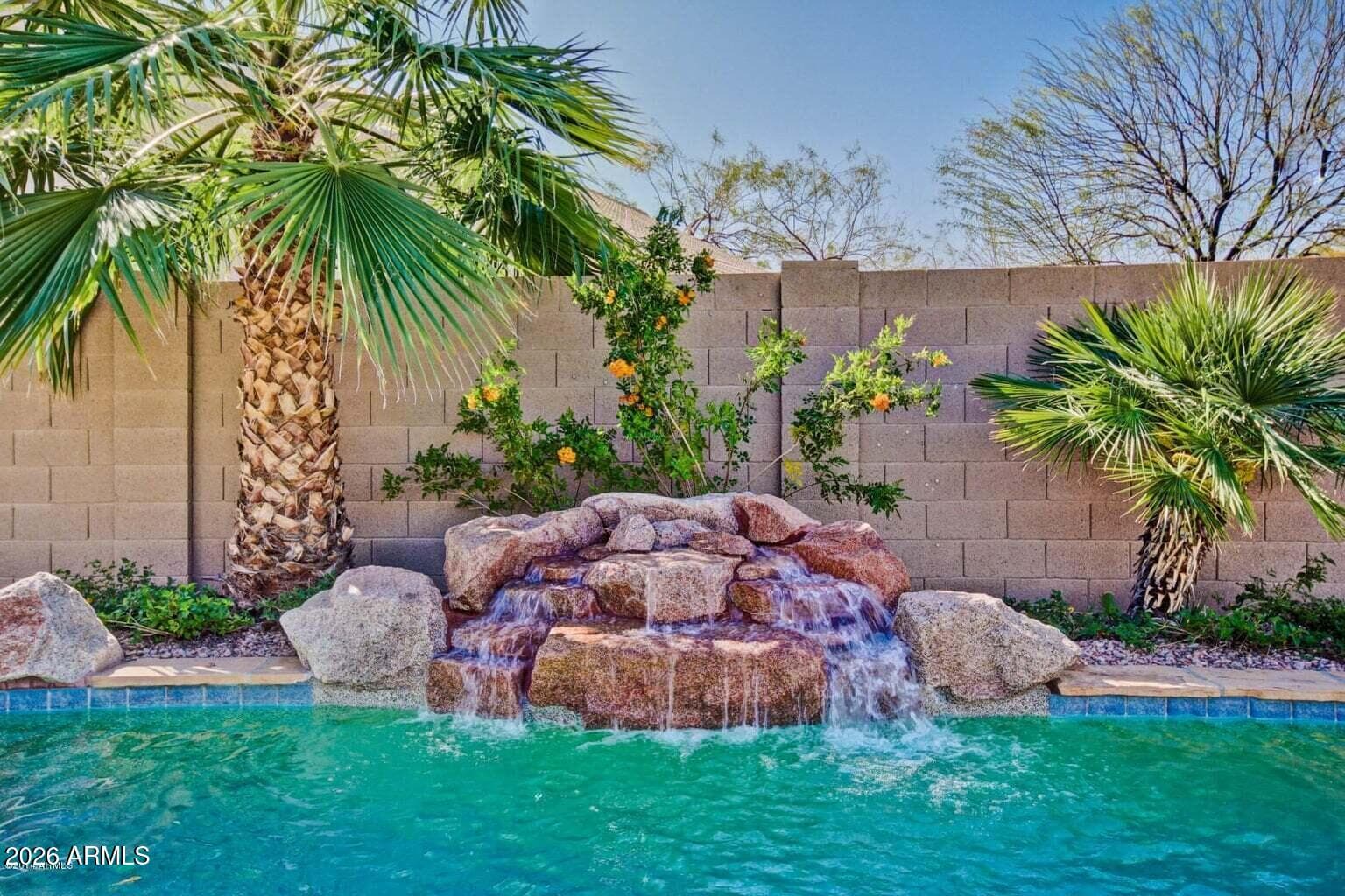 432 N VELERO Street, Chandler, AZ 85225 — photo 3 of 14