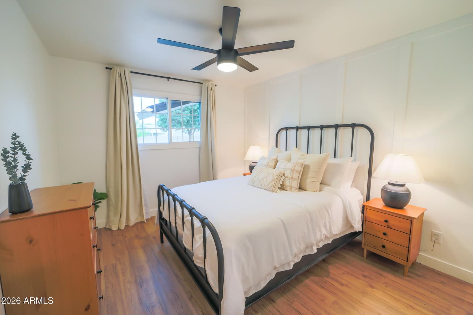 1224 E ALAMEDA Drive, Tempe, AZ 85282 — photo 9 of 17