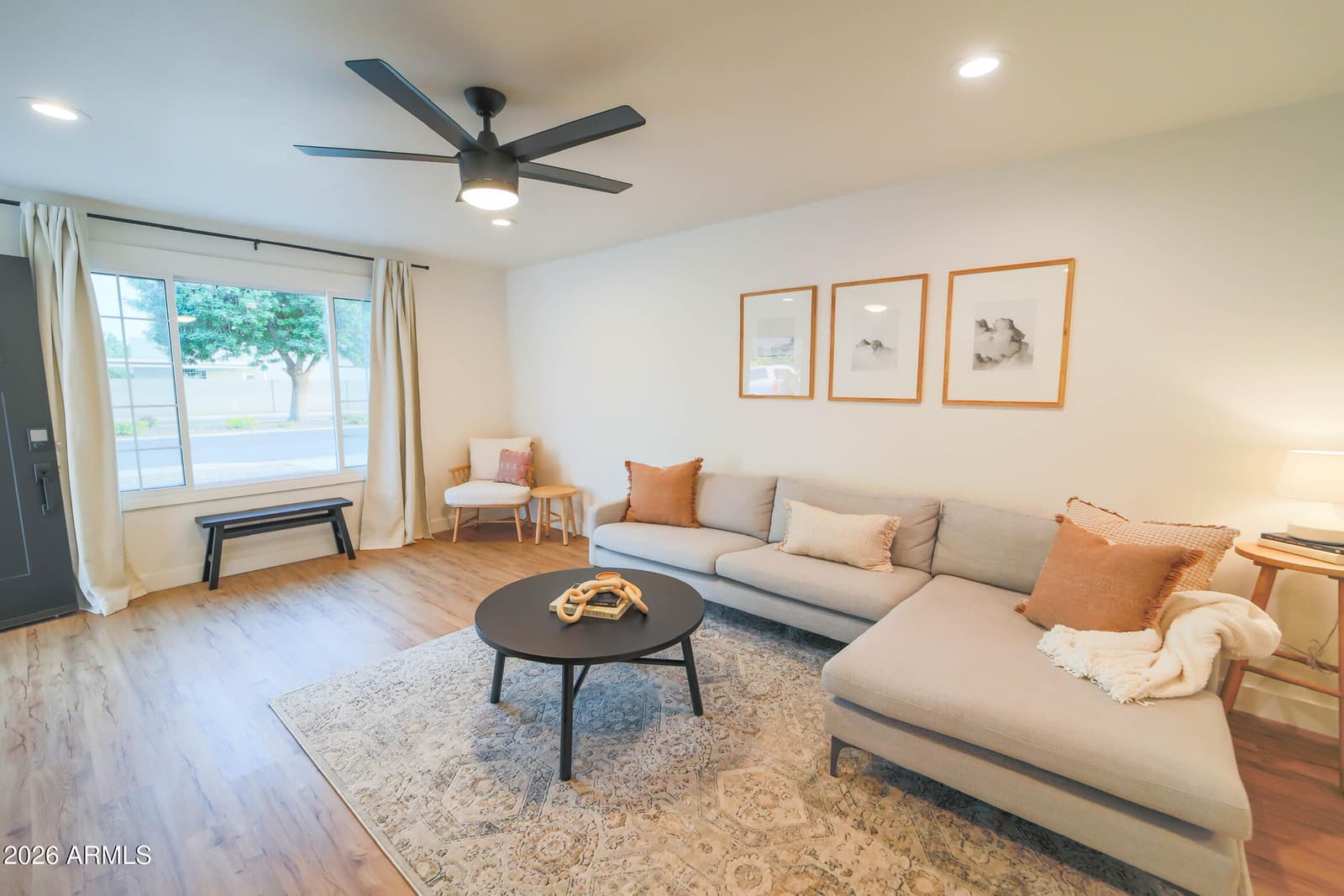 1224 E ALAMEDA Drive, Tempe, AZ 85282 — photo 4 of 17