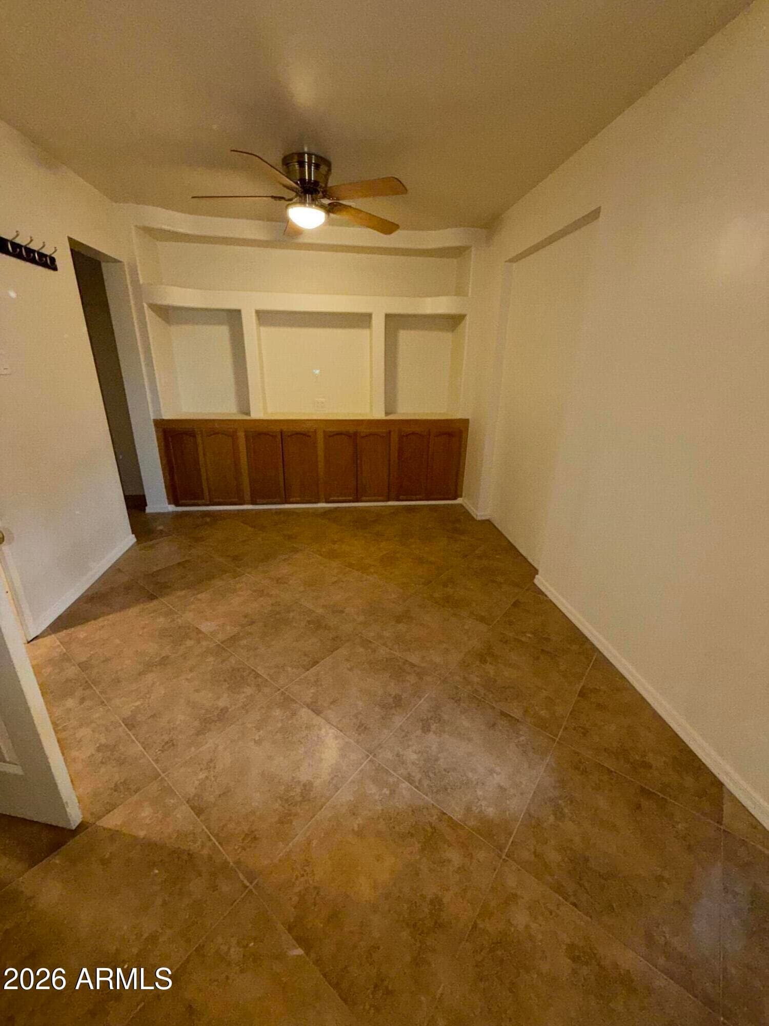 306 N 2nd Avenue, Avondale, AZ 85323 — photo 2 of 32