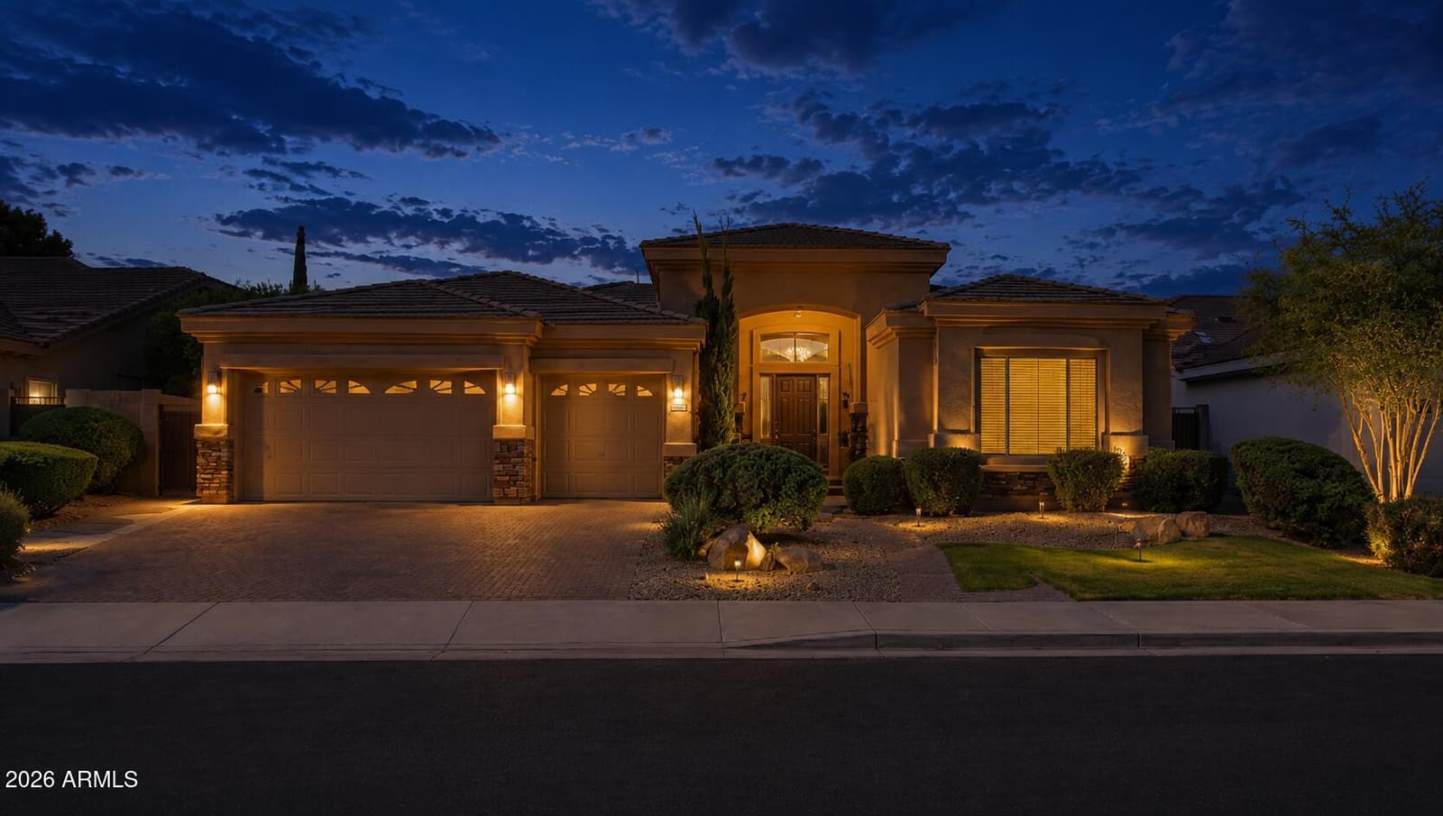 1764 W COCONINO Drive, Chandler, AZ 85248 — photo 4 of 79