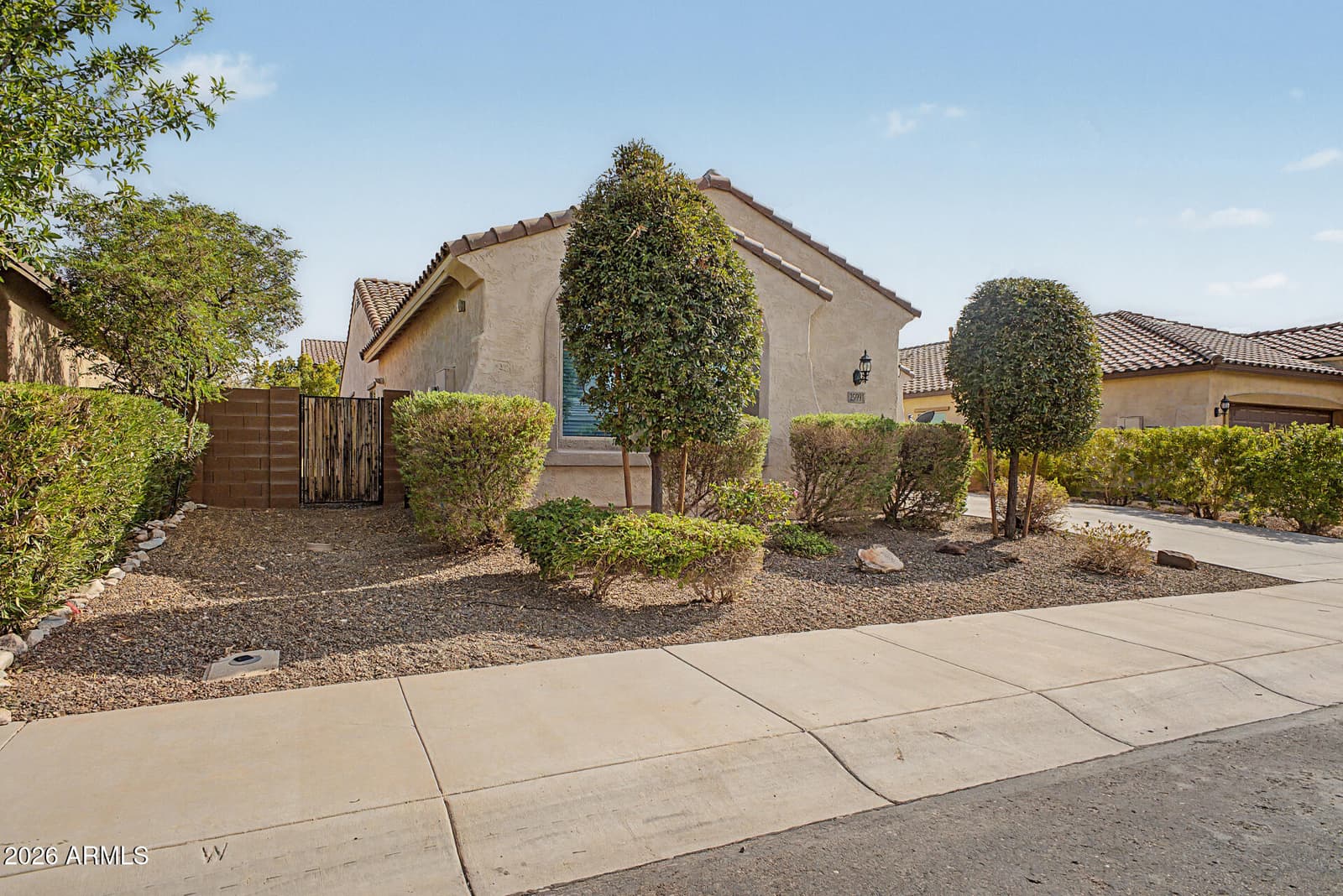 25991 W TONTO Lane, Buckeye, AZ 85396 — photo 3 of 27
