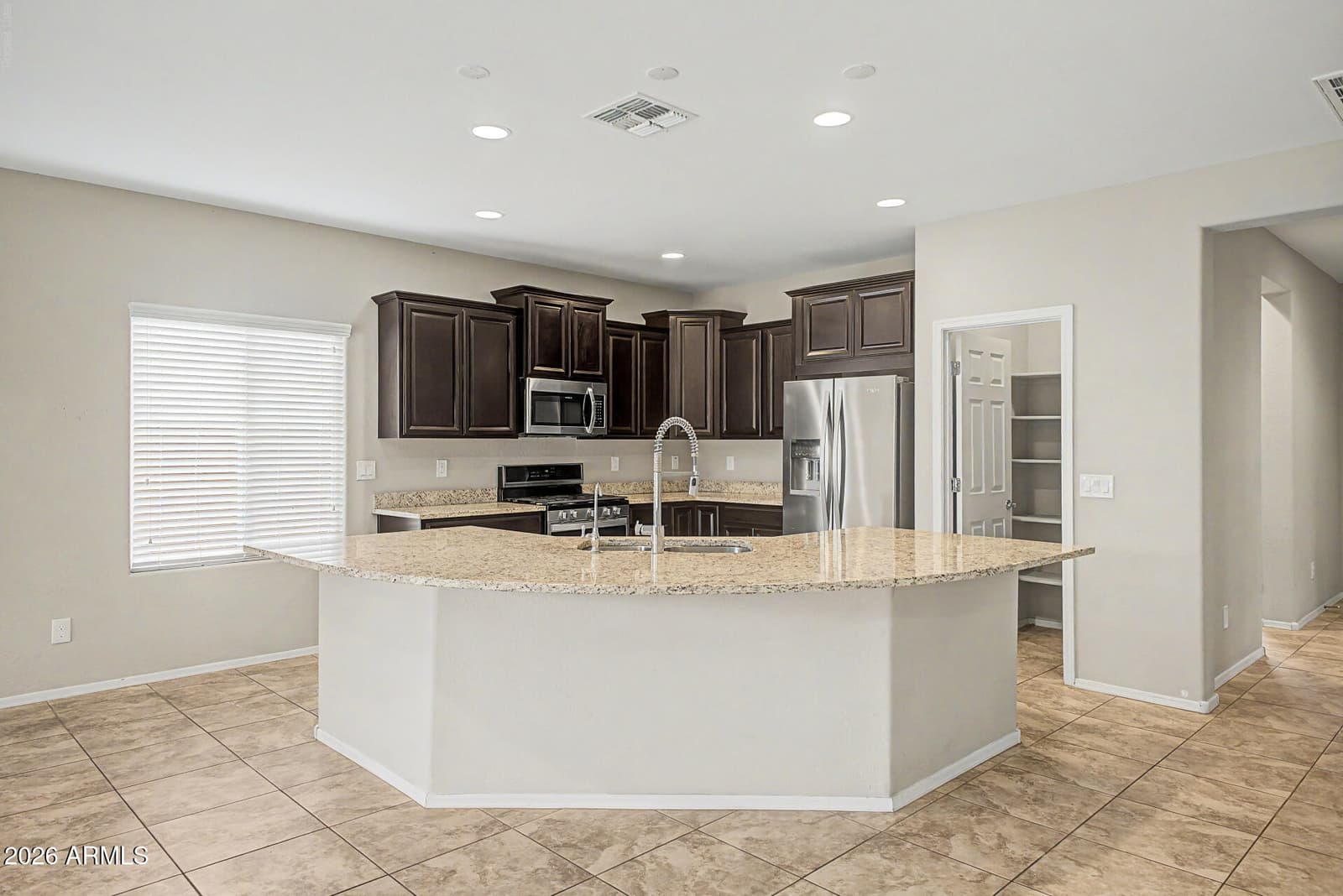 25991 W TONTO Lane, Buckeye, AZ 85396 — photo 9 of 27