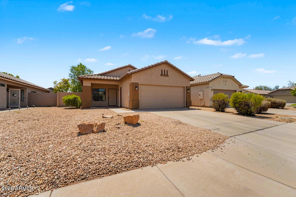 8927 W SHAW BUTTE Drive, Peoria, AZ 85345 — photo 3 of 34