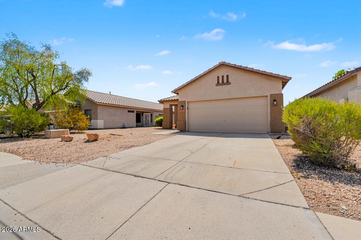 8927 W SHAW BUTTE Drive, Peoria, AZ 85345 — photo 4 of 34