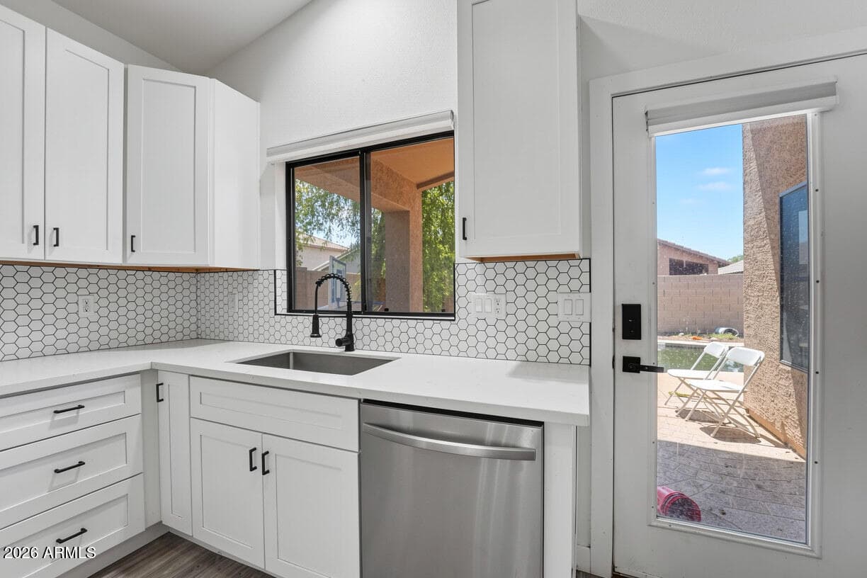 8927 W SHAW BUTTE Drive, Peoria, AZ 85345 — photo 11 of 34