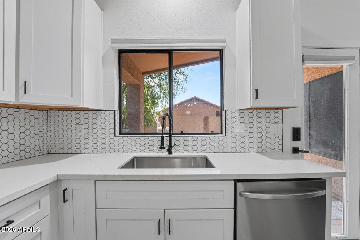 8927 W SHAW BUTTE Drive, Peoria, AZ 85345 — photo 12 of 34