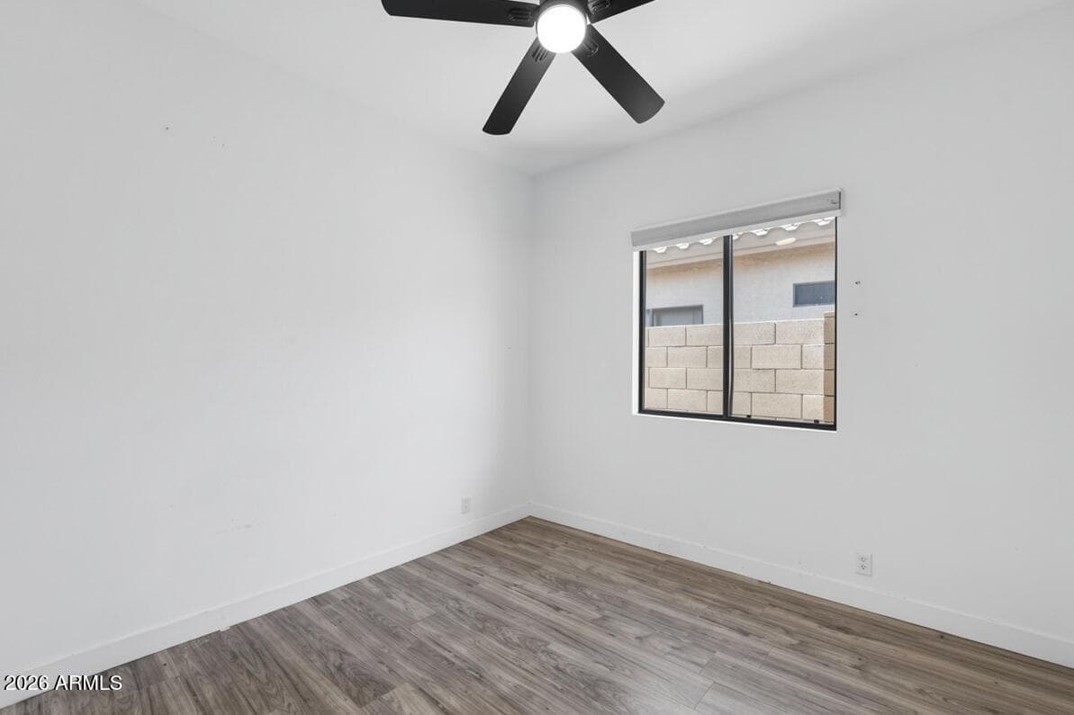 8927 W SHAW BUTTE Drive, Peoria, AZ 85345 — photo 17 of 34