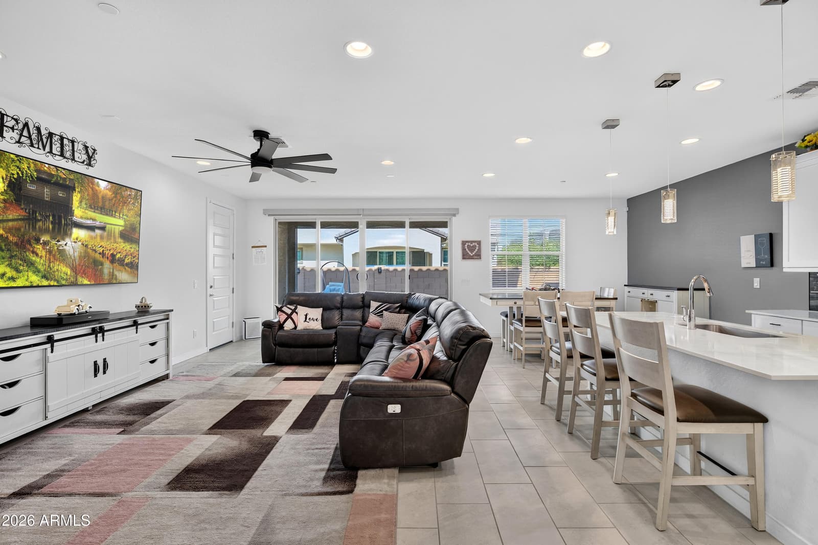 669 S SANDERS Drive, Gilbert, AZ 85296 — photo 10 of 54