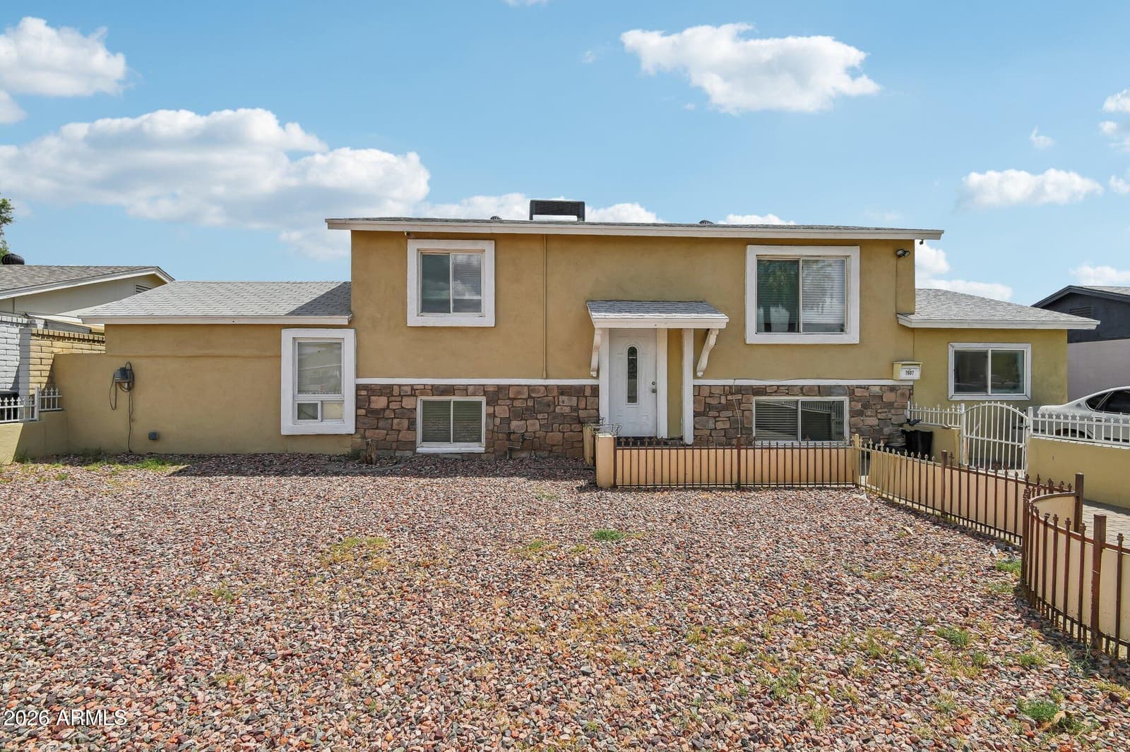 7607 W OSBORN Road, Phoenix, AZ 85033 — photo 1 of 26