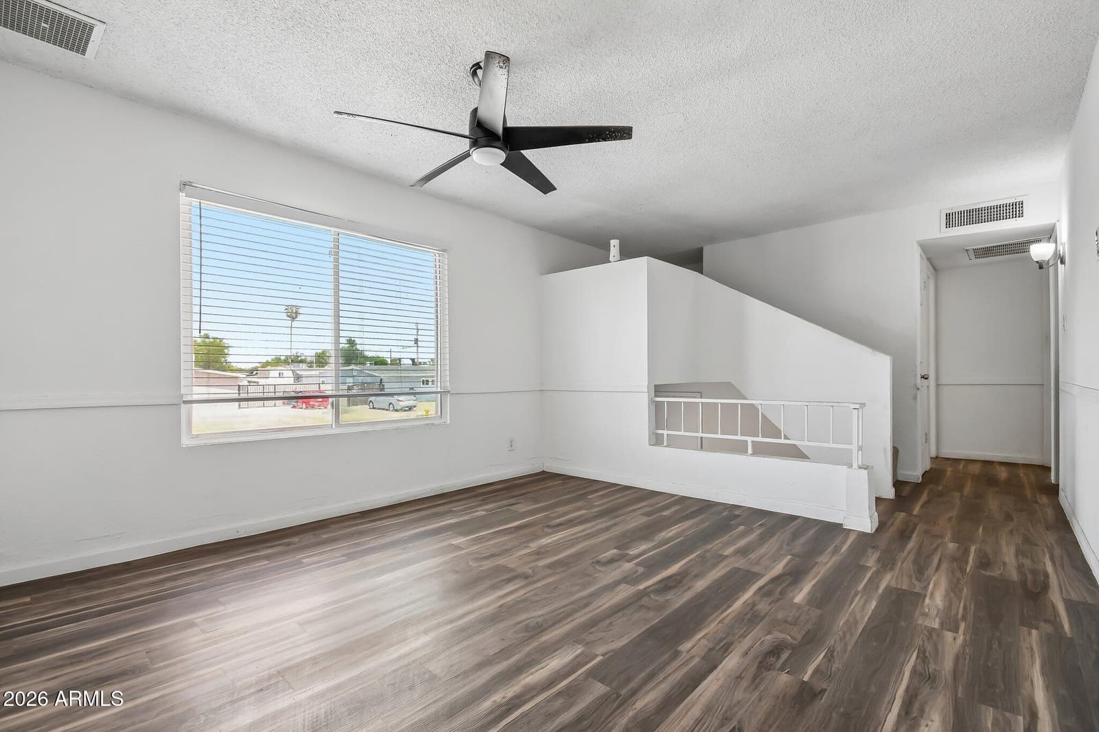 7607 W OSBORN Road, Phoenix, AZ 85033 — photo 7 of 26