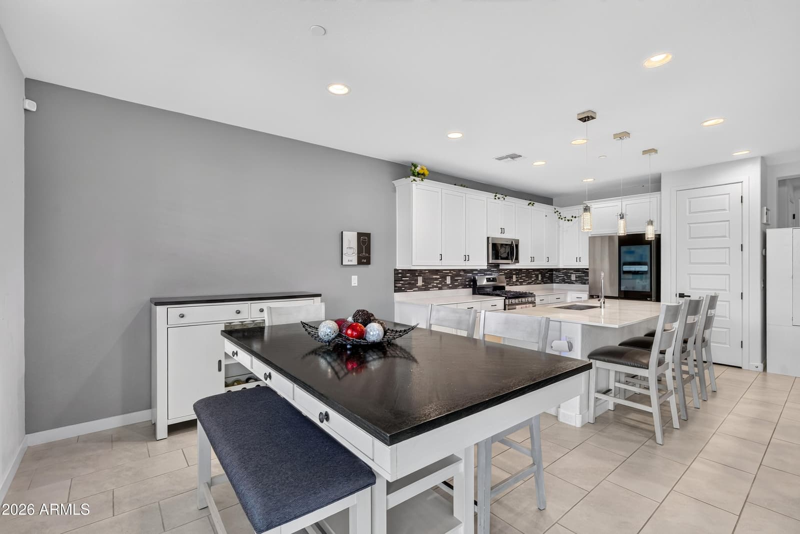 669 S SANDERS Drive, Gilbert, AZ 85296 — photo 17 of 54