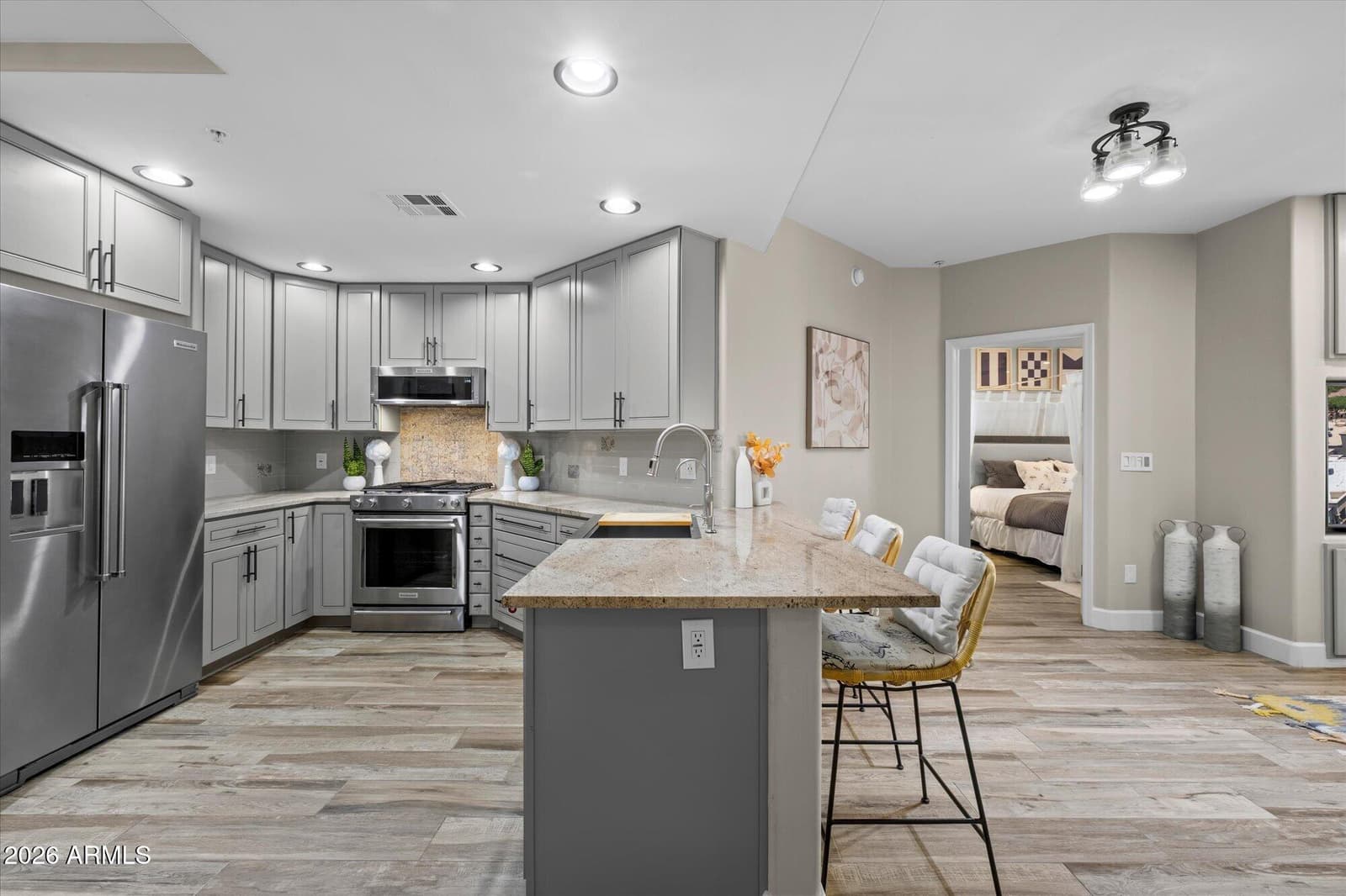 5350 E DEER VALLEY Drive 1250, Phoenix, AZ 85054 — photo 6 of 30