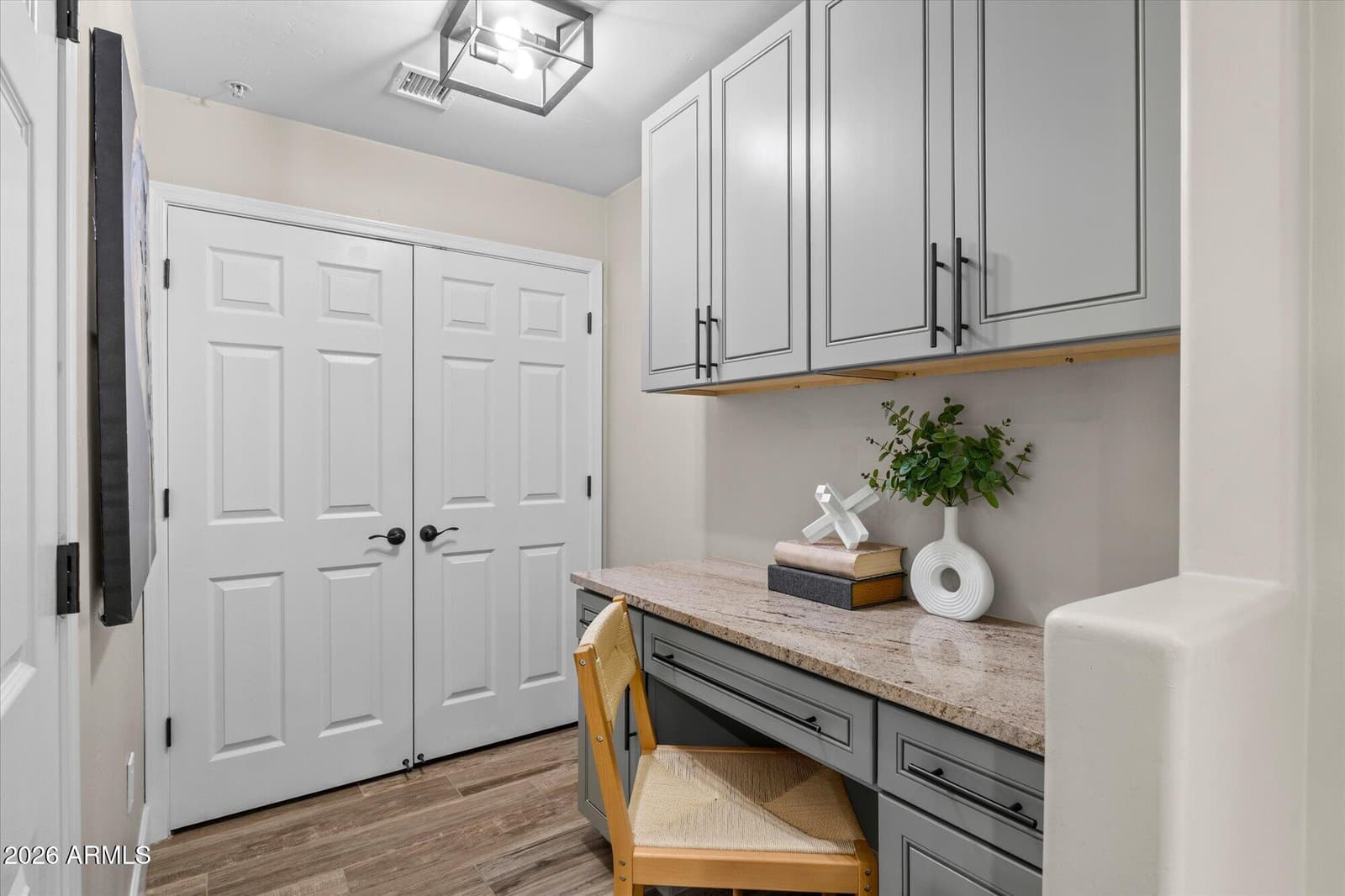 5350 E DEER VALLEY Drive 1250, Phoenix, AZ 85054 — photo 4 of 30