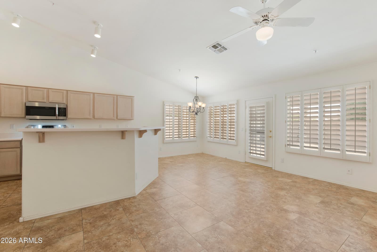 9305 E CARIBBEAN Lane, Scottsdale, AZ 85260 — photo 7 of 28