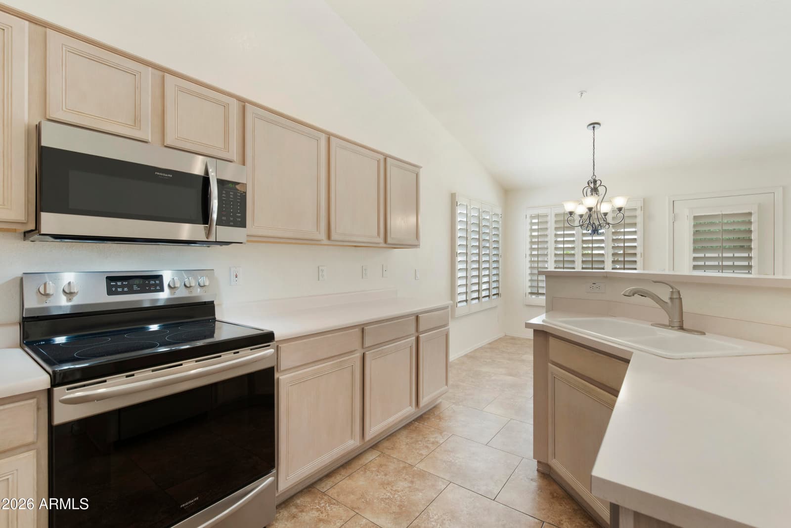 9305 E CARIBBEAN Lane, Scottsdale, AZ 85260 — photo 11 of 28
